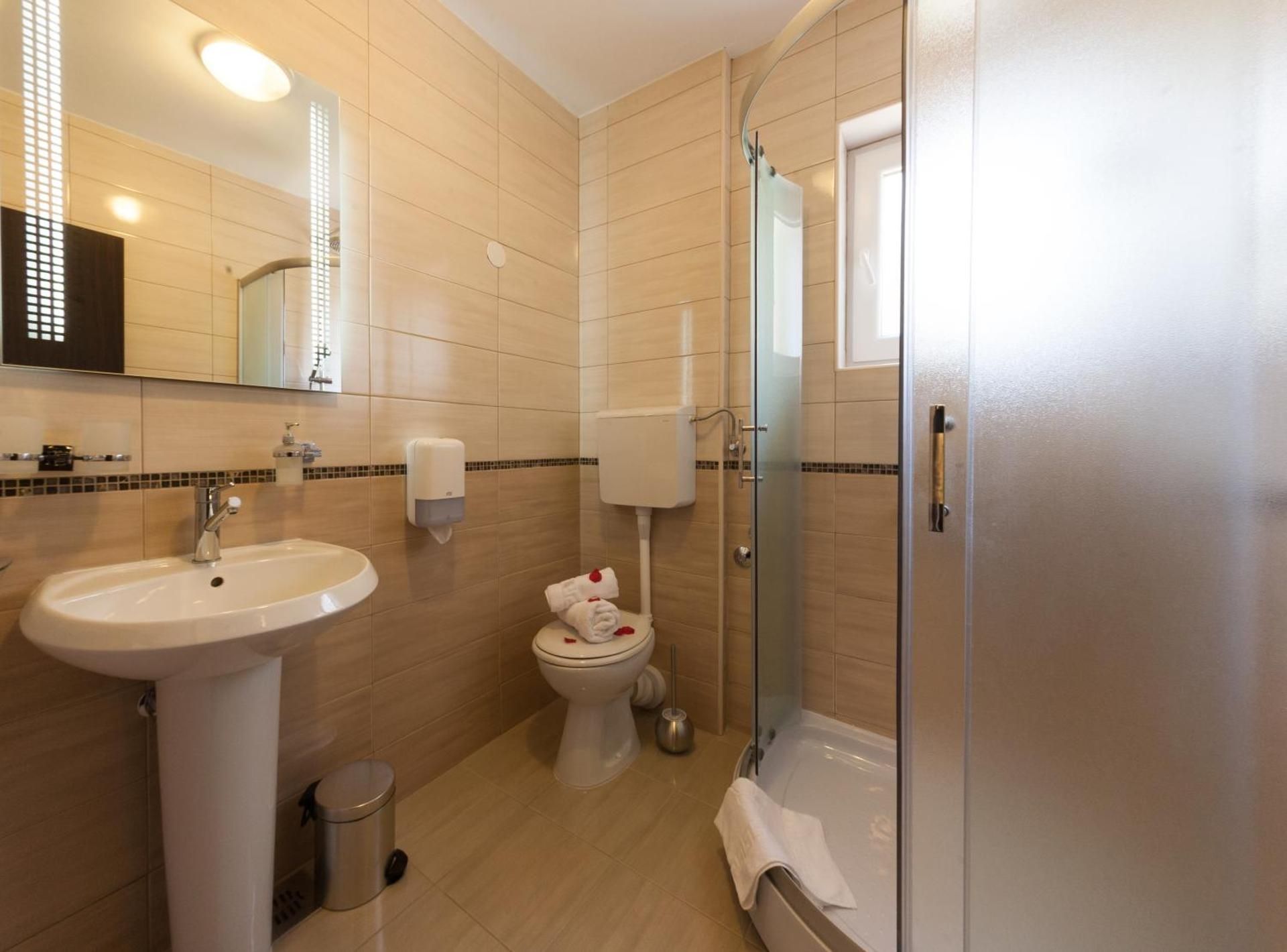 Economy Double or Twin Room