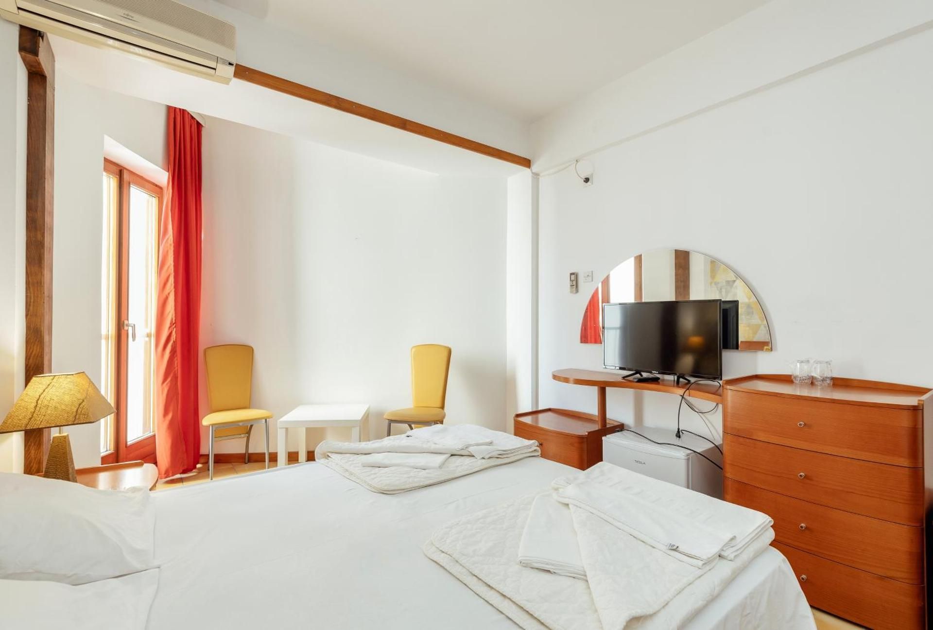 Double or Twin Room with Bathroom