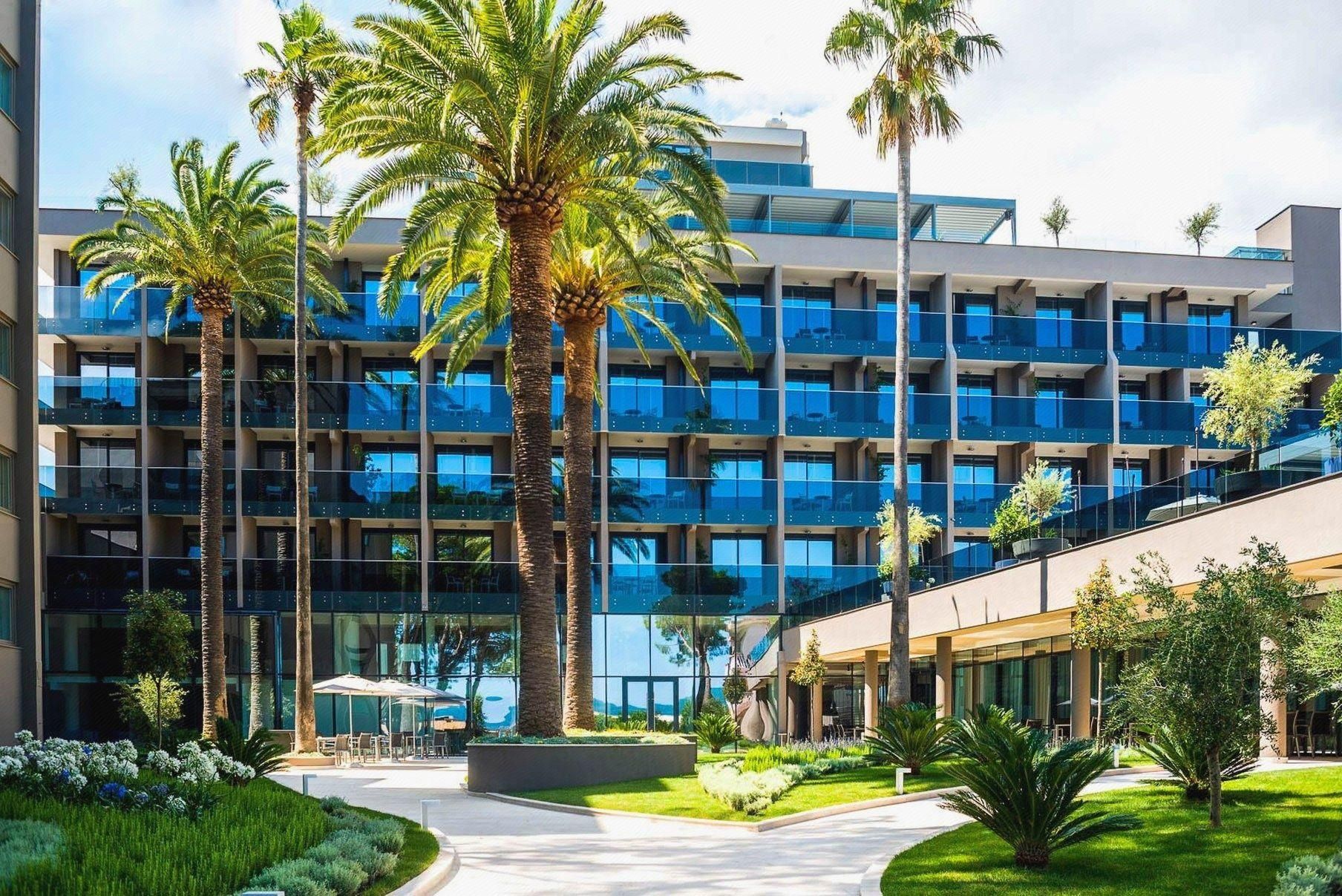 Palmon Bay Hotel & Spa