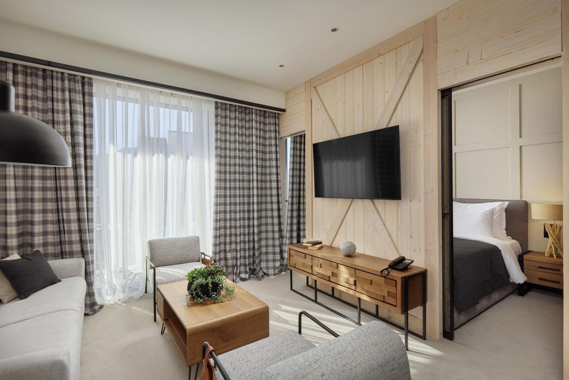 One-Bedroom Apartment with Balcony