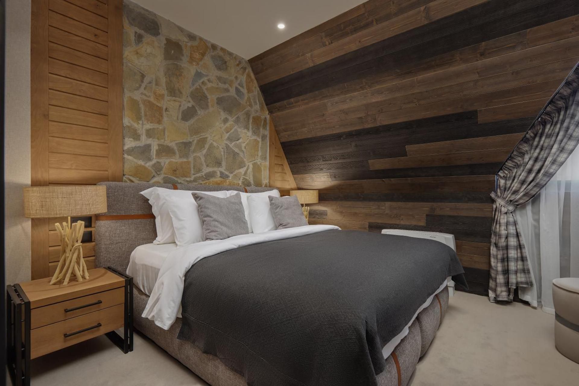 One-Bedroom Duplex