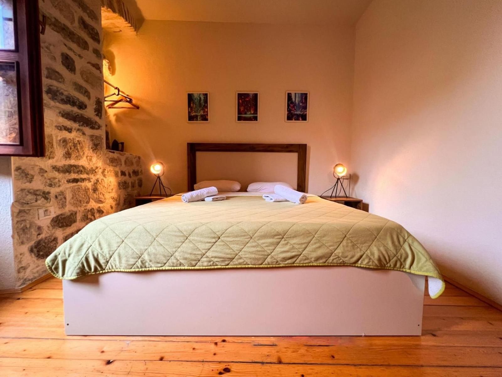Double Room with Shared Bathroom