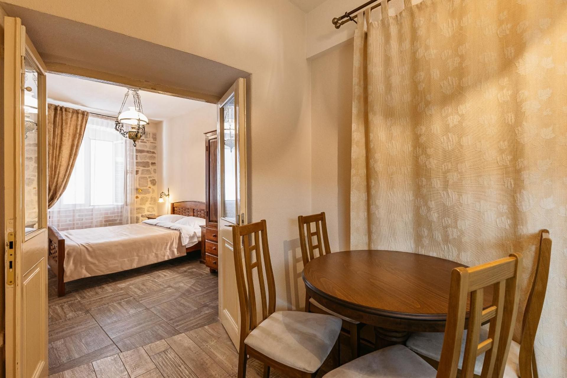 Apartments Leo One-Bedroom Apartment