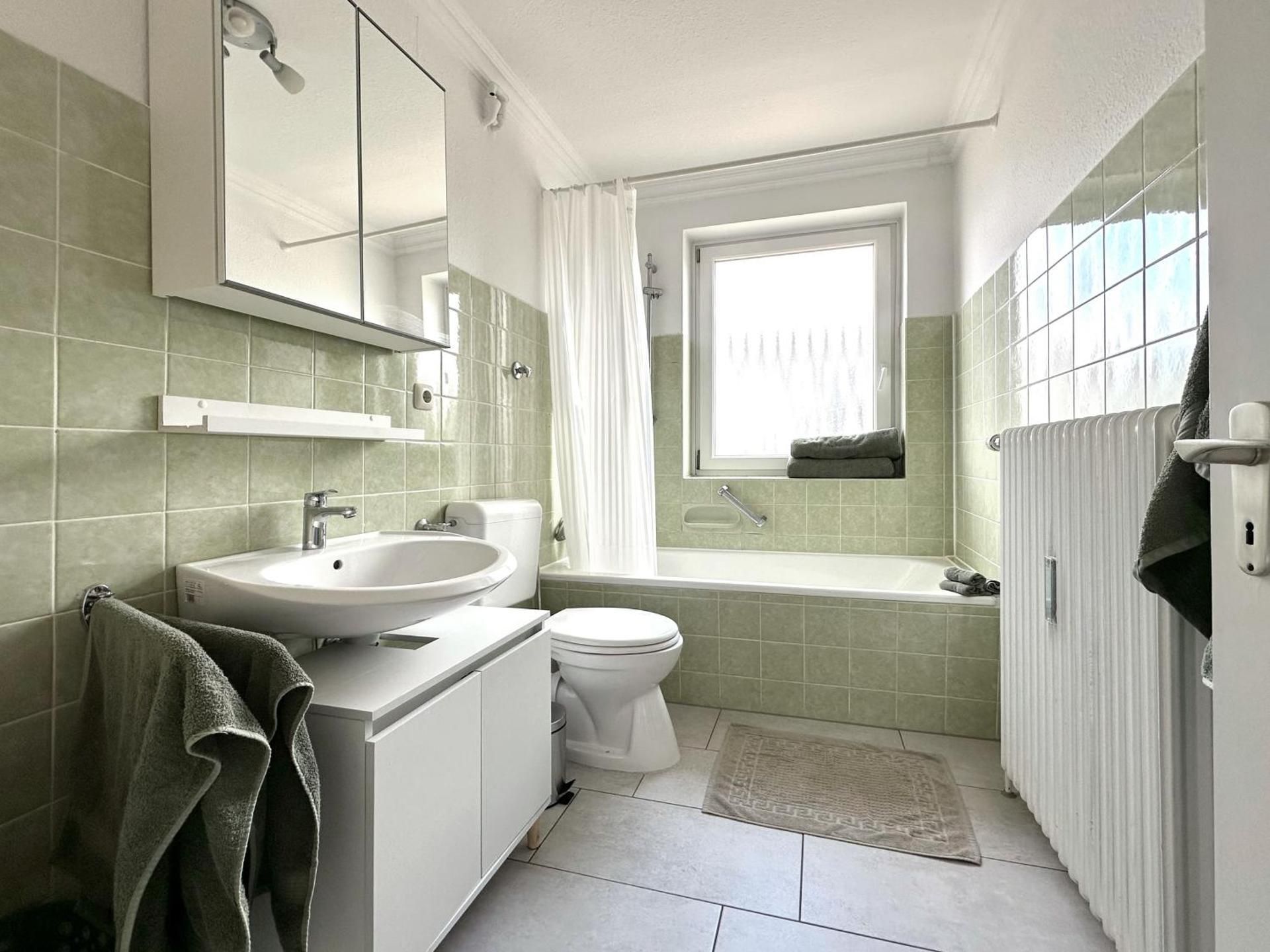 One-Bedroom Apartment with Balcony