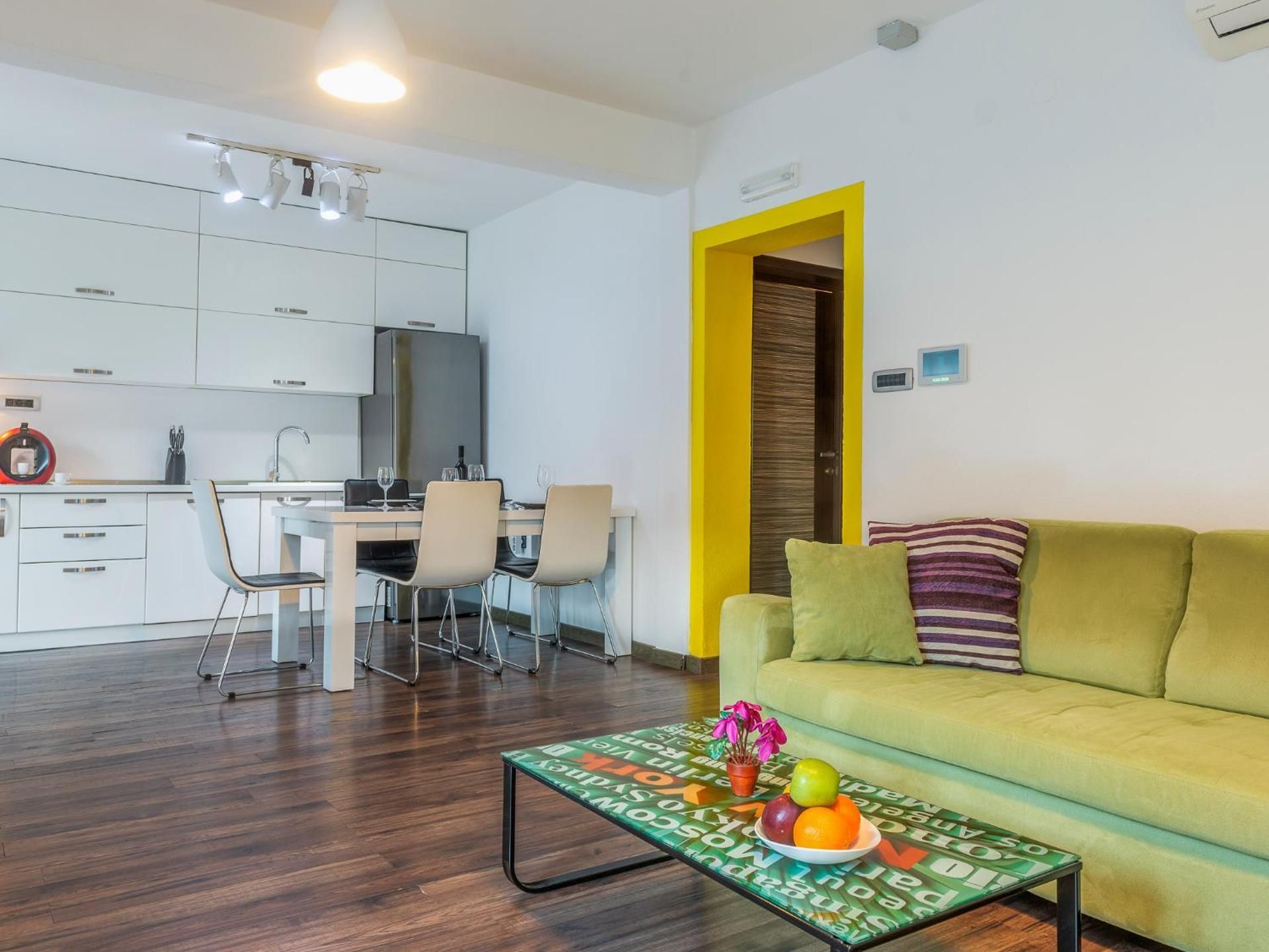 Apartments Windrose Two-Bedroom Apartment with Balcony with Sea View 2