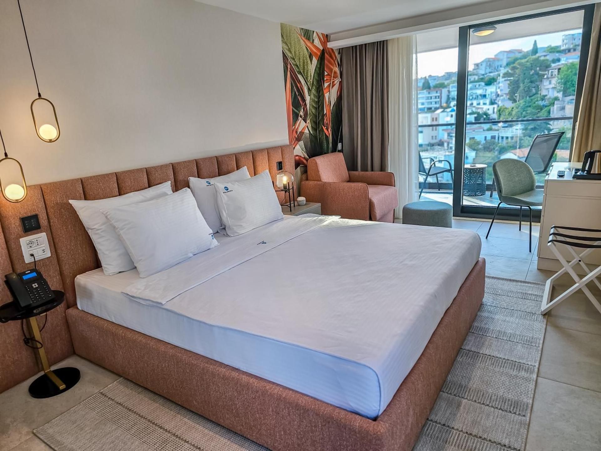 Deluxe Triple Room with Sea View