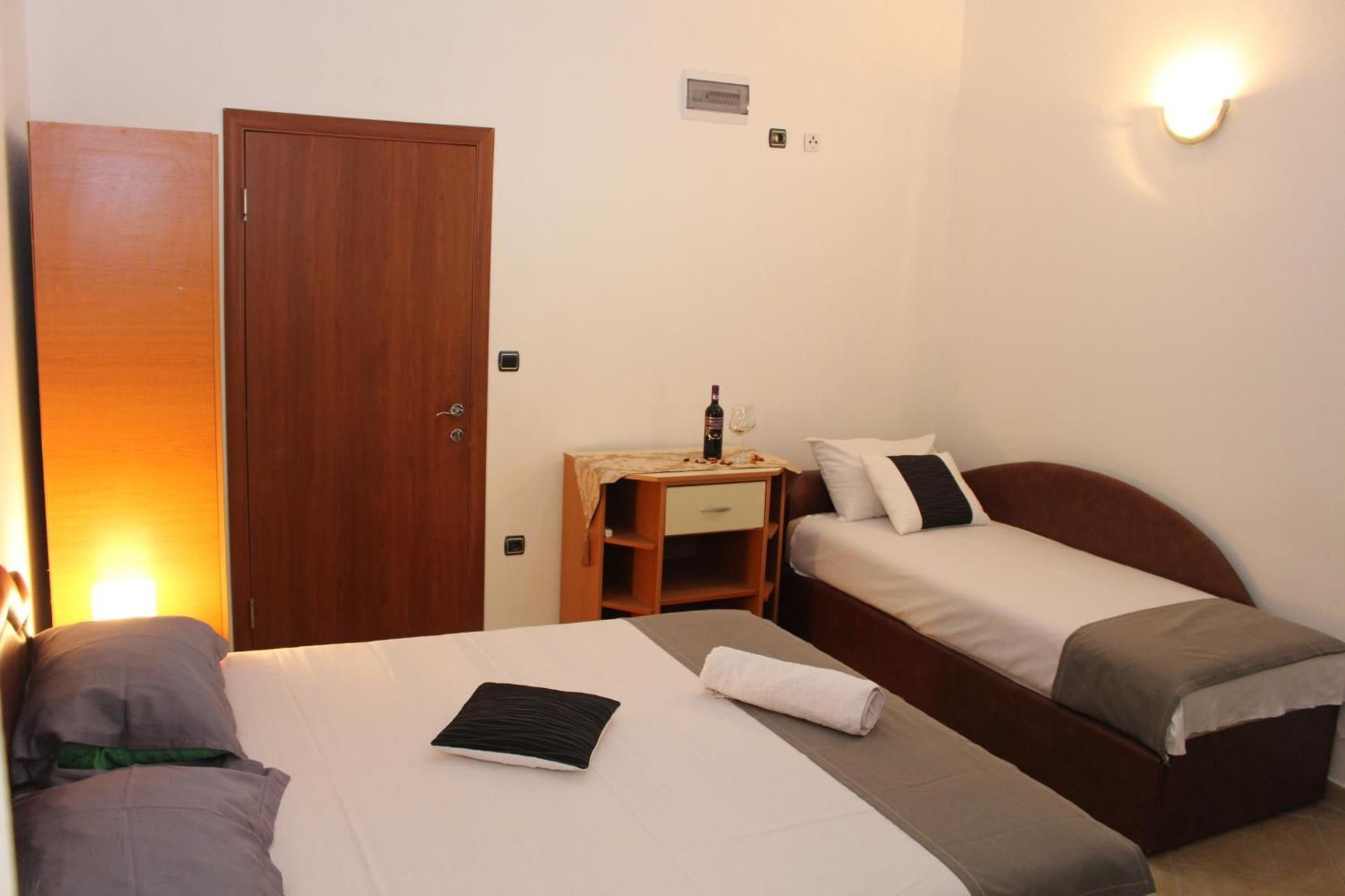 One-Bedroom Apartment with Terrace