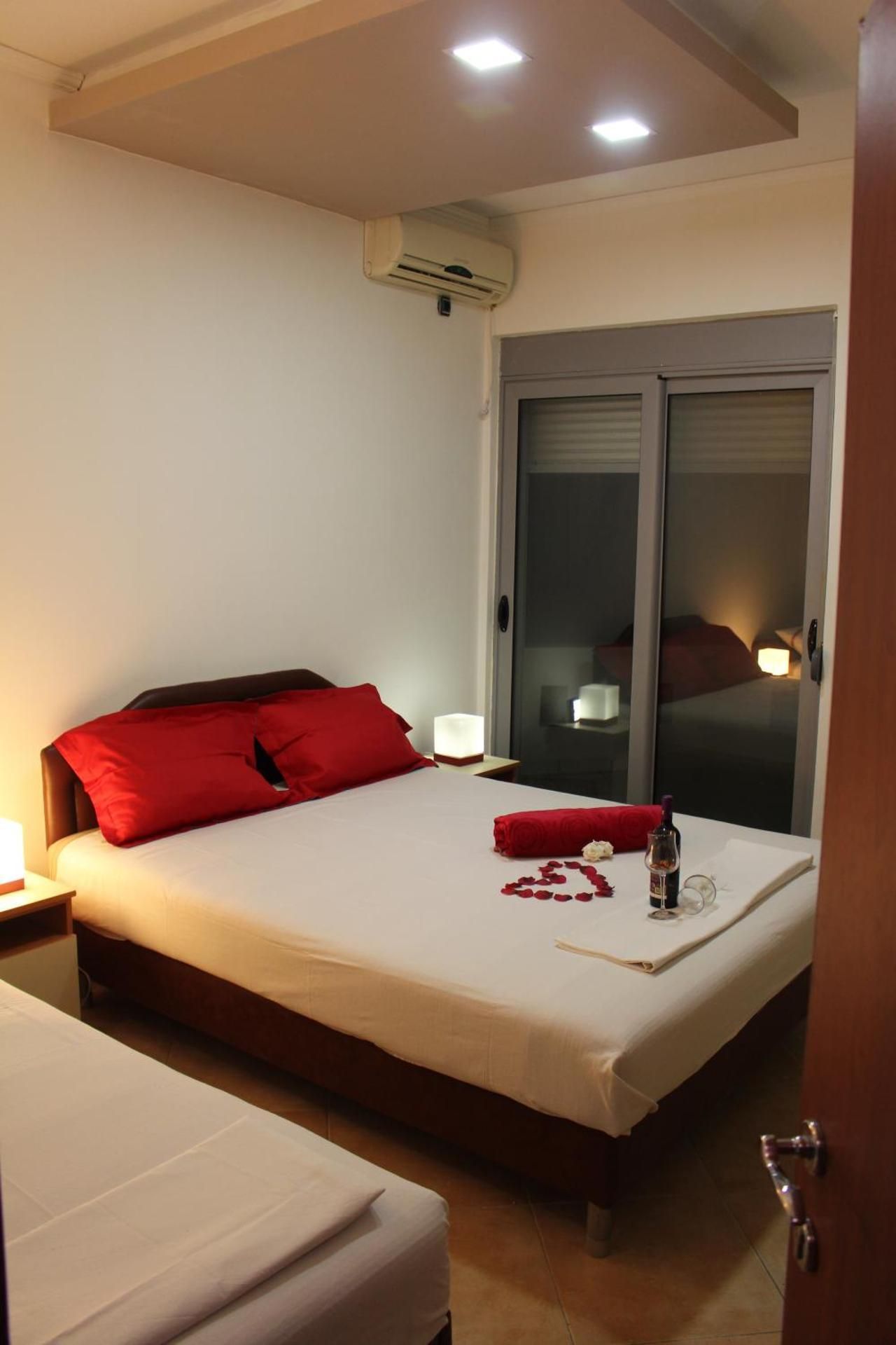 Studio with Terrace (4 Adults)