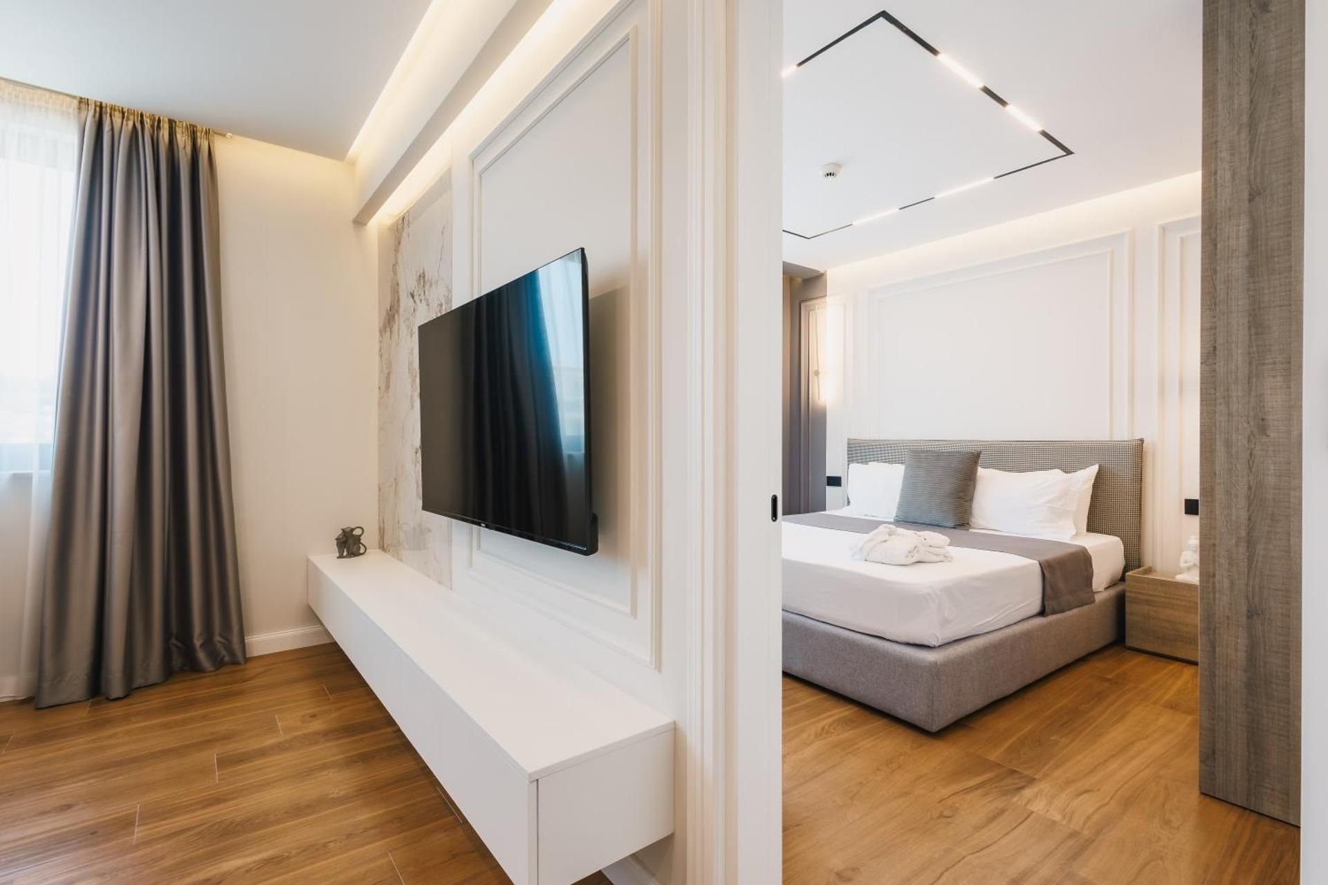 Hotel Teuta Studio with Terrace