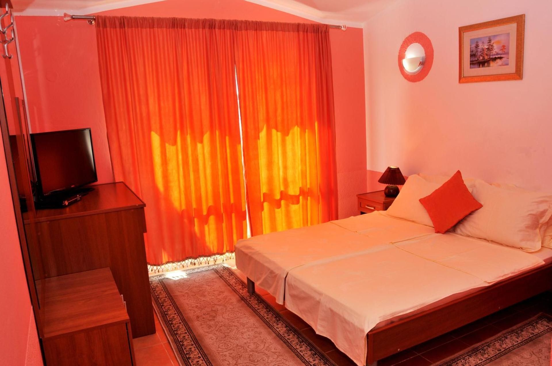 One-Bedroom Apartment with Terrace