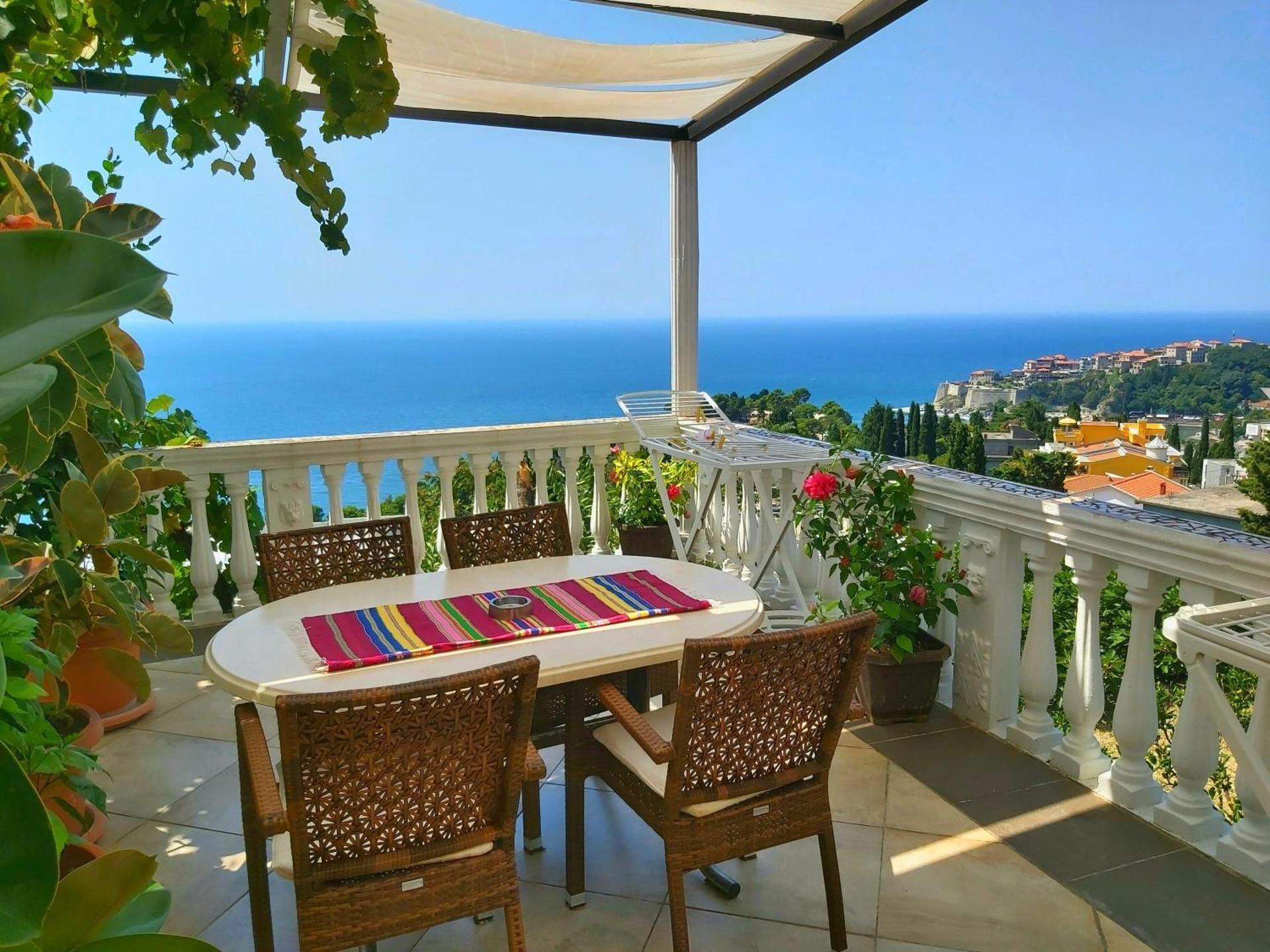 Double Room with Balcony and Sea View