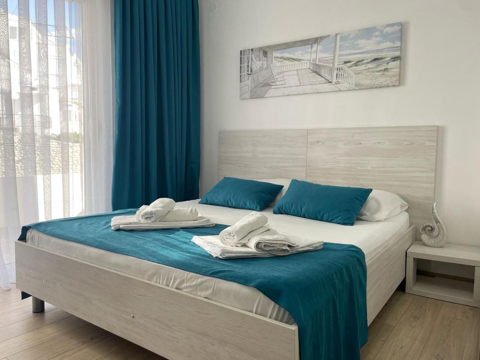 Standard Triple Room with Sea View