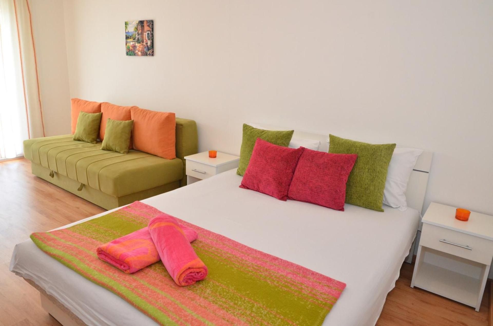 Studio with Terrace and Sea View