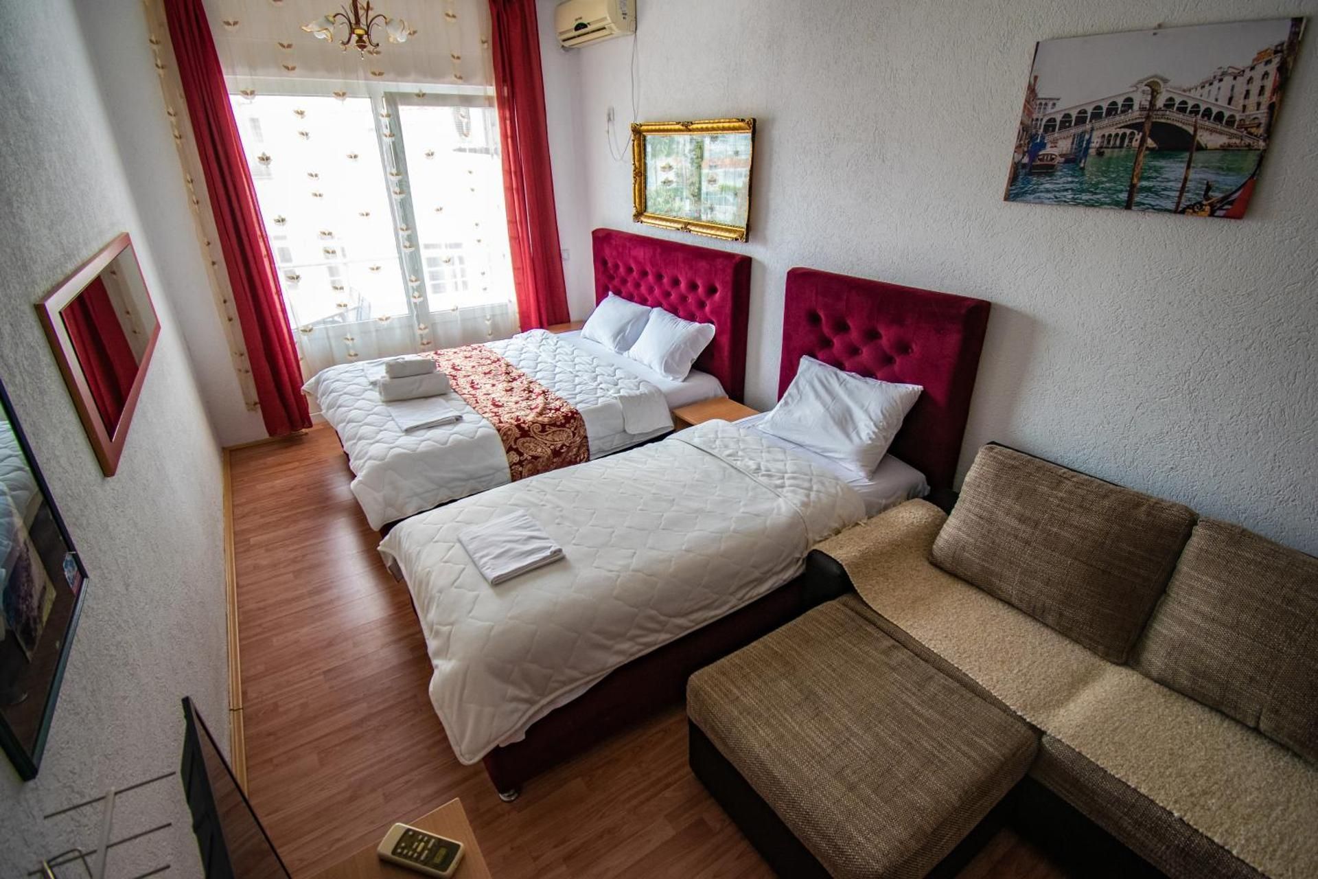 Studio Apartment (3 Adults)