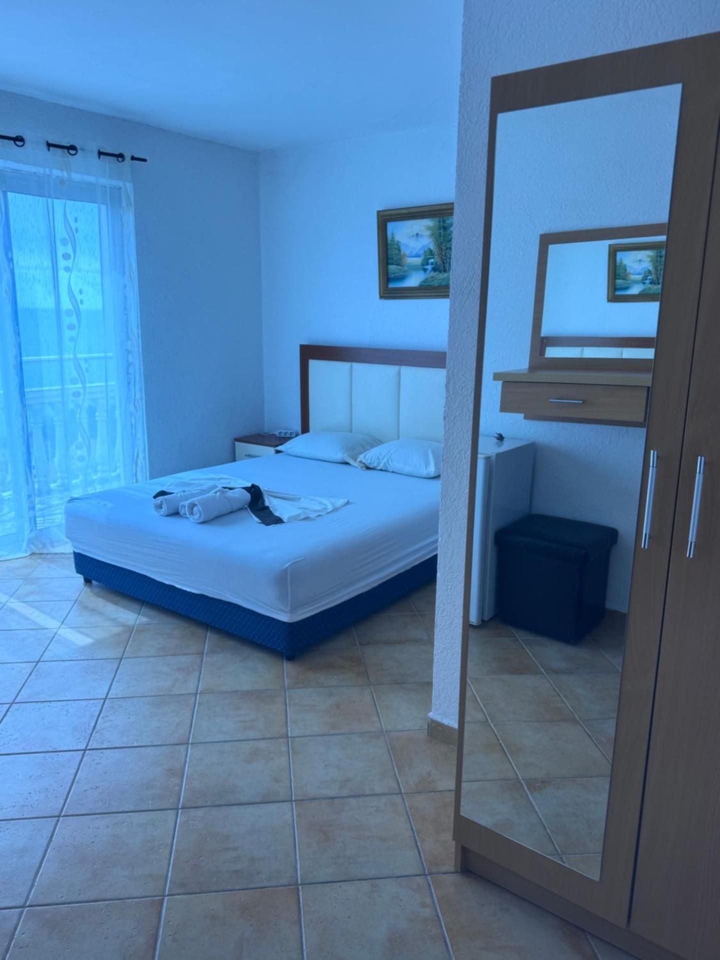 Standard Triple Room with Sea View