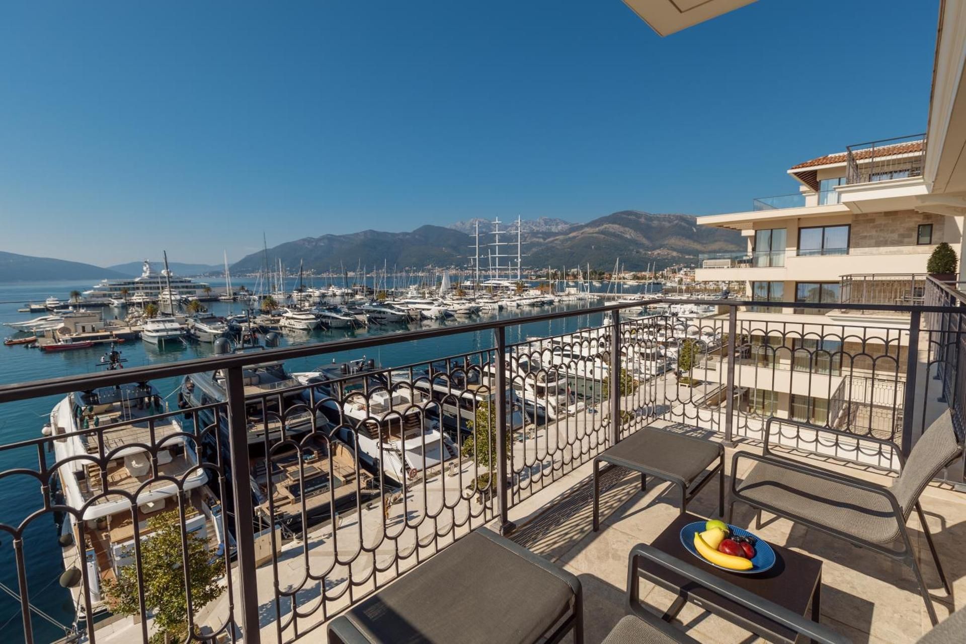 1 Bedroom Suite Sea View
