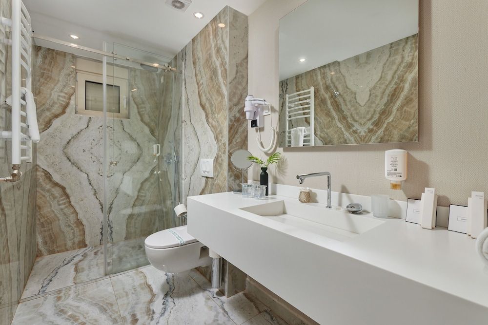 Splendido Bay Hotel 4* Standard Triple Room 6