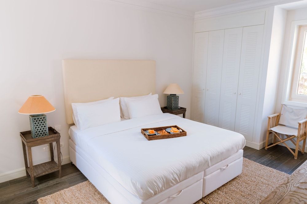 Two Bedroom Residence Sea View
