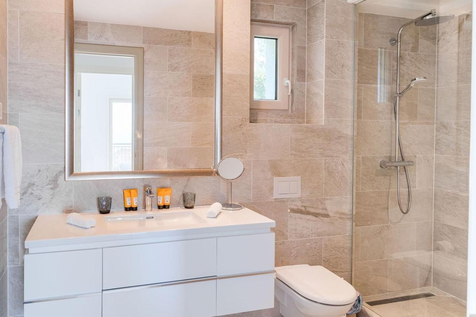 ONE BEDROOM RESIDENCE SEA VIEW