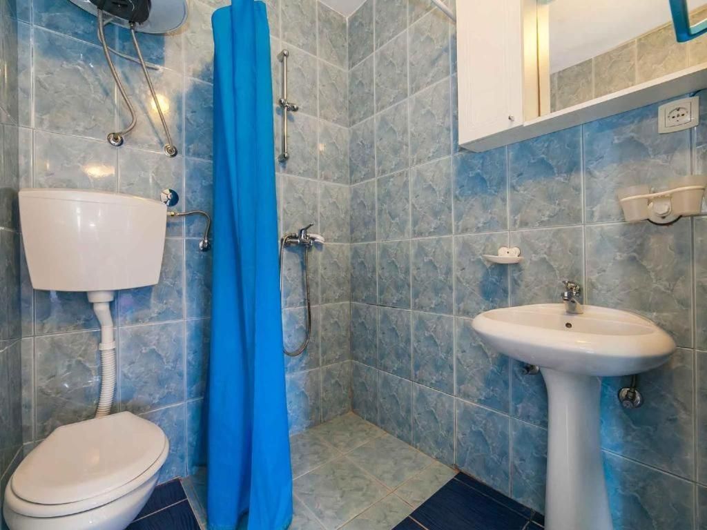 Studio Apartment with Balcony