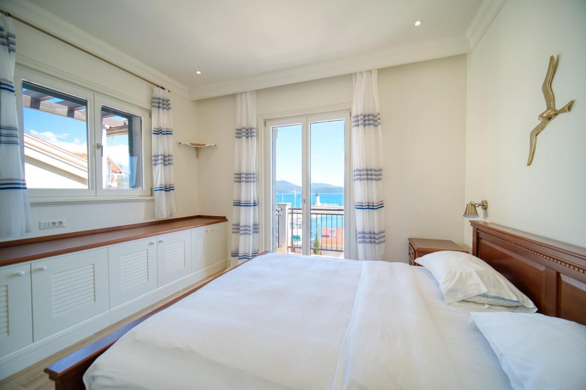 Apartment with View