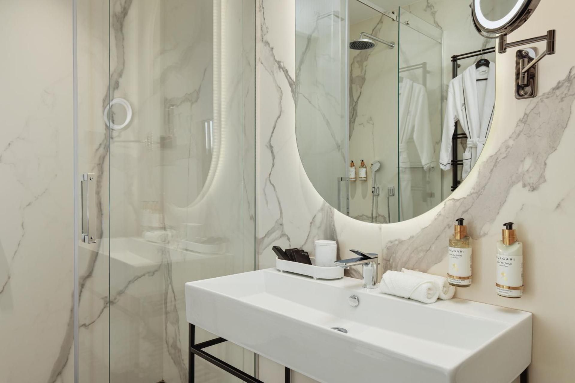 King Suite with Sea View