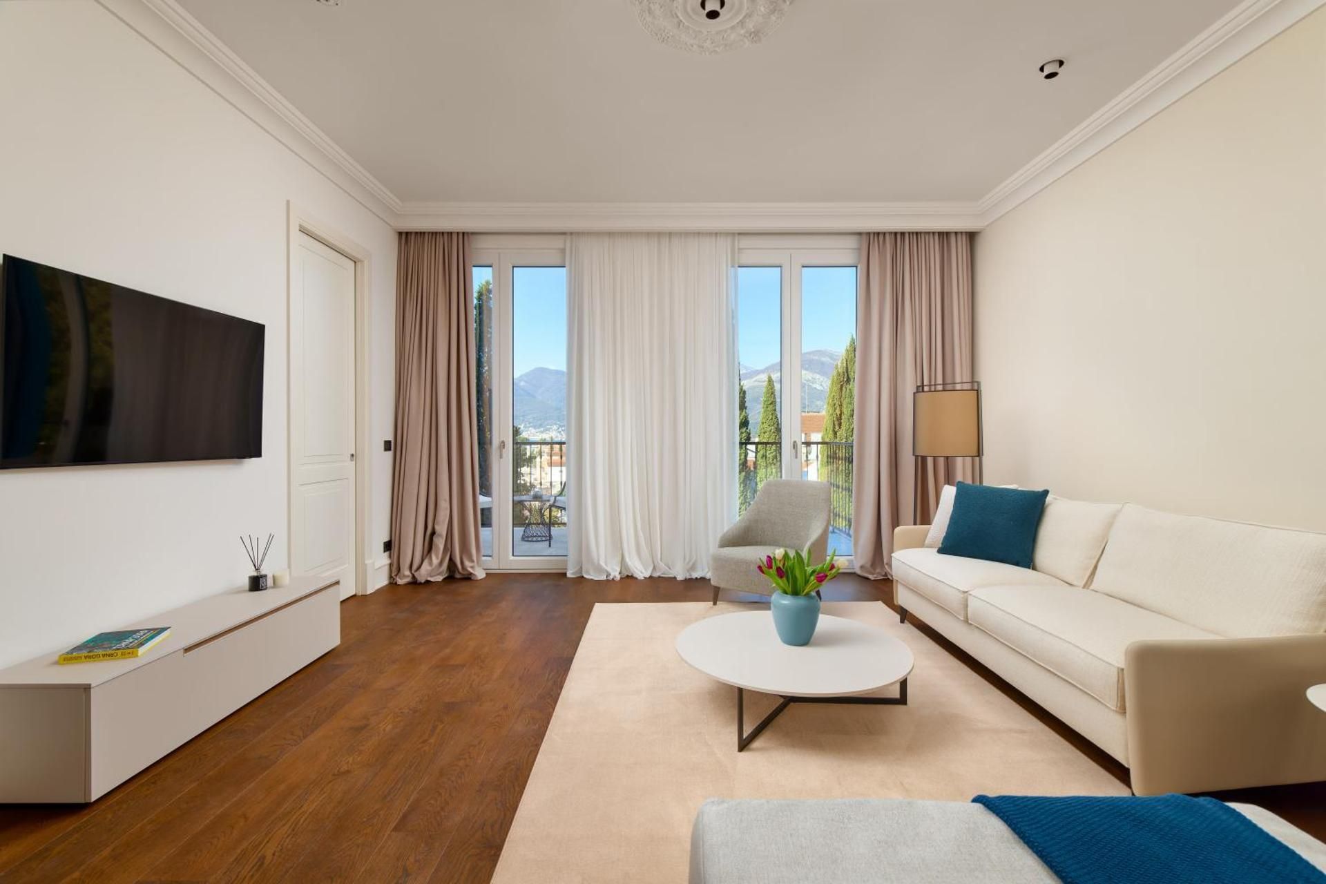 King Suite with Sea View