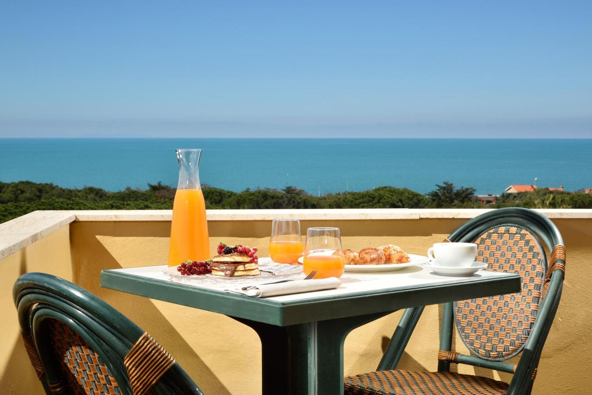 Park Hotel Marinetta Junior Suite with Sea View 2