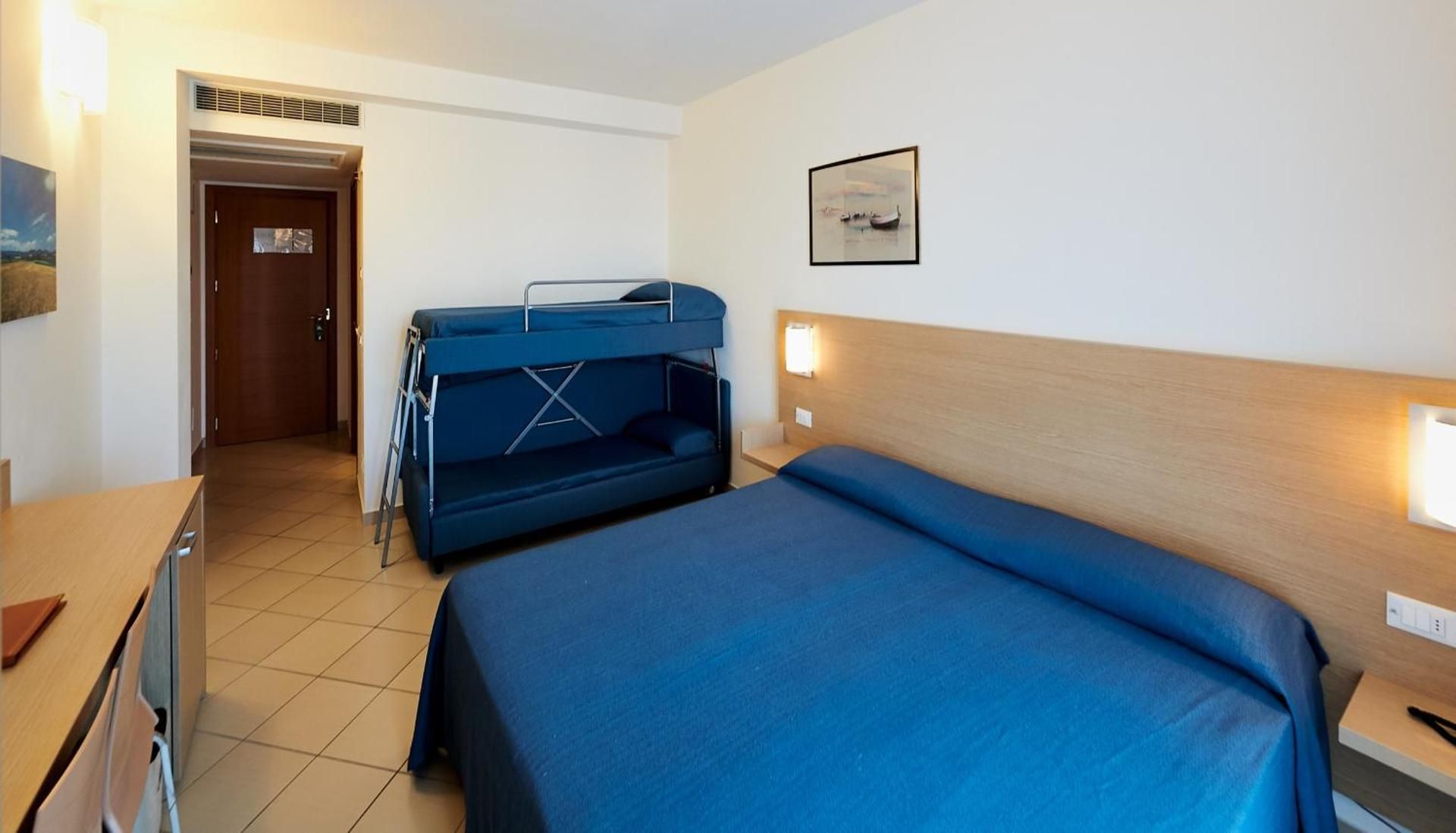 Comfort Quadruple Room