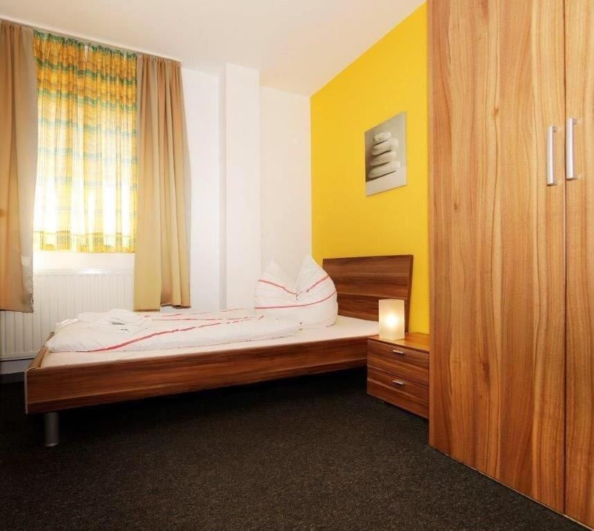 Single Room with Shared Bathroom