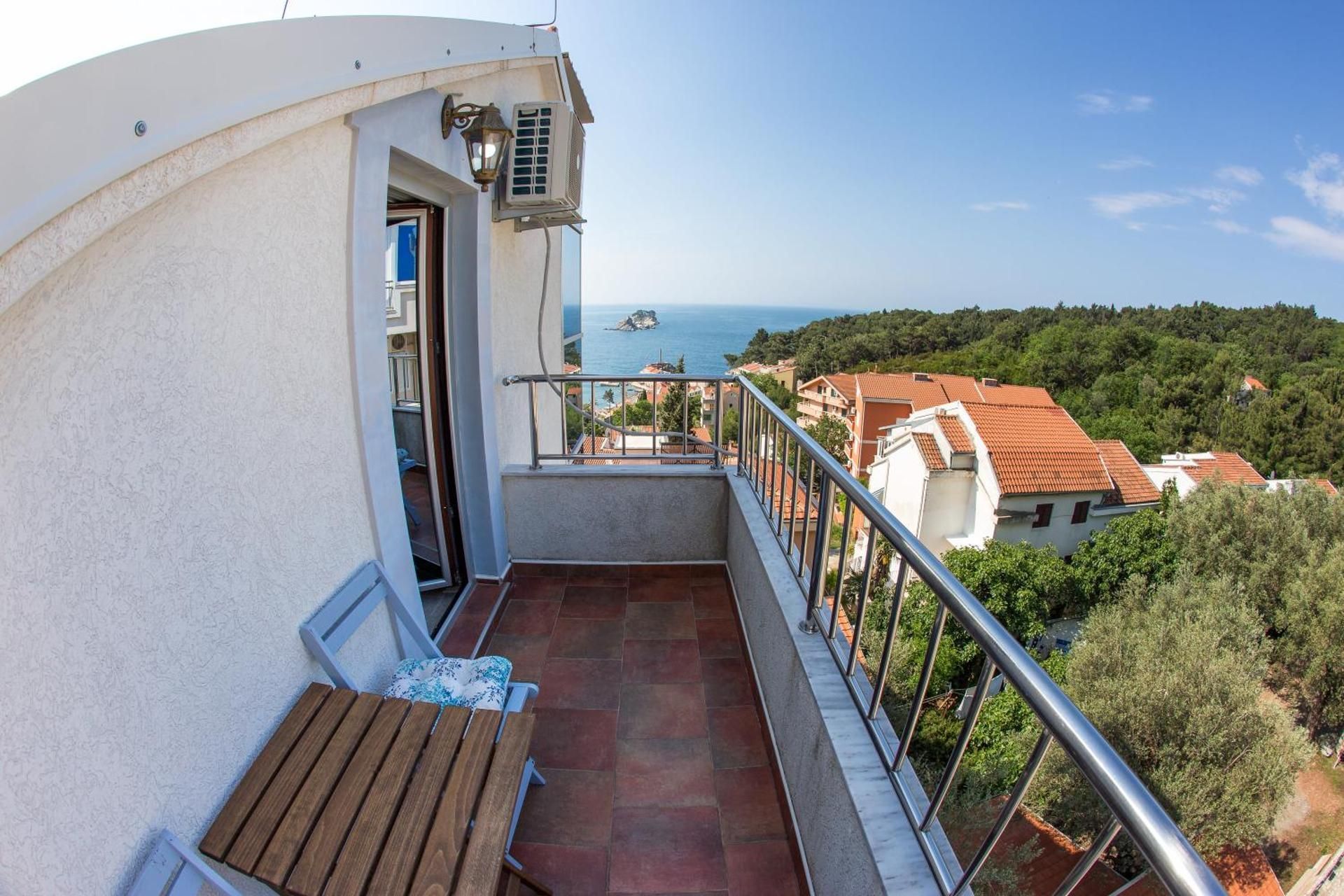 Superior Studio with Balcony and Sea View