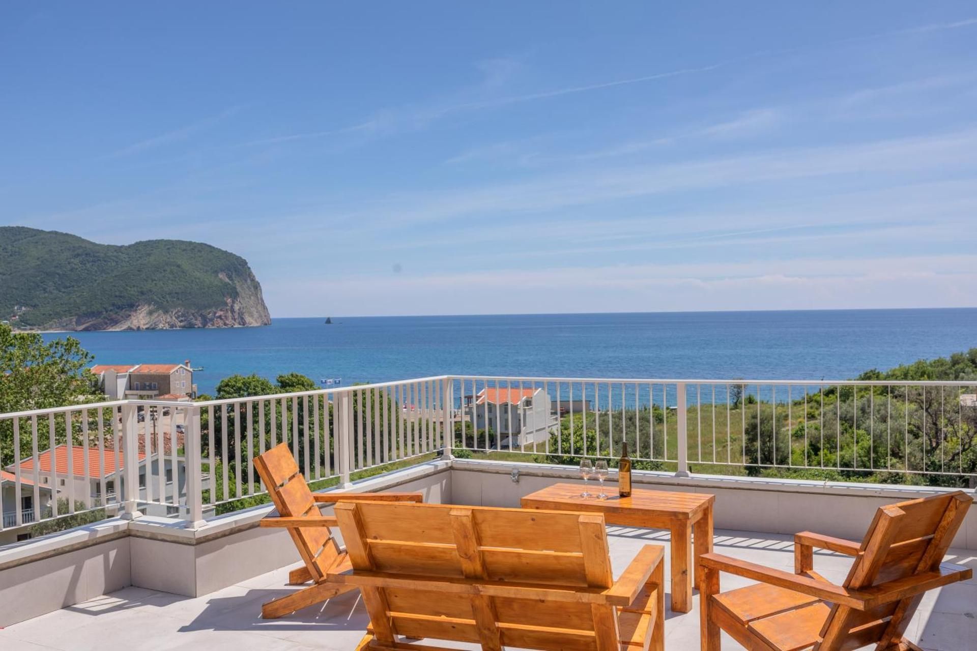Apartment with Sea View