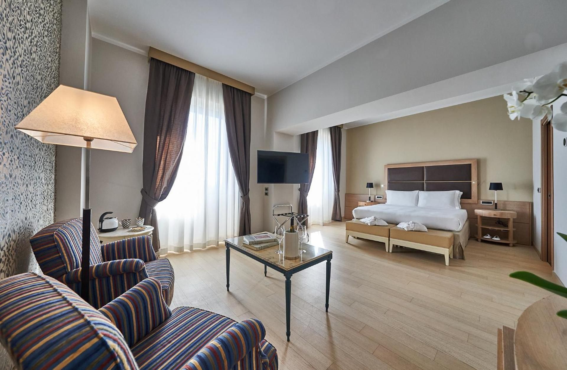Standard Suite