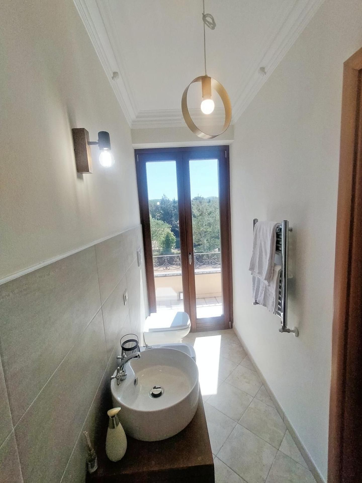King Room with Lake View