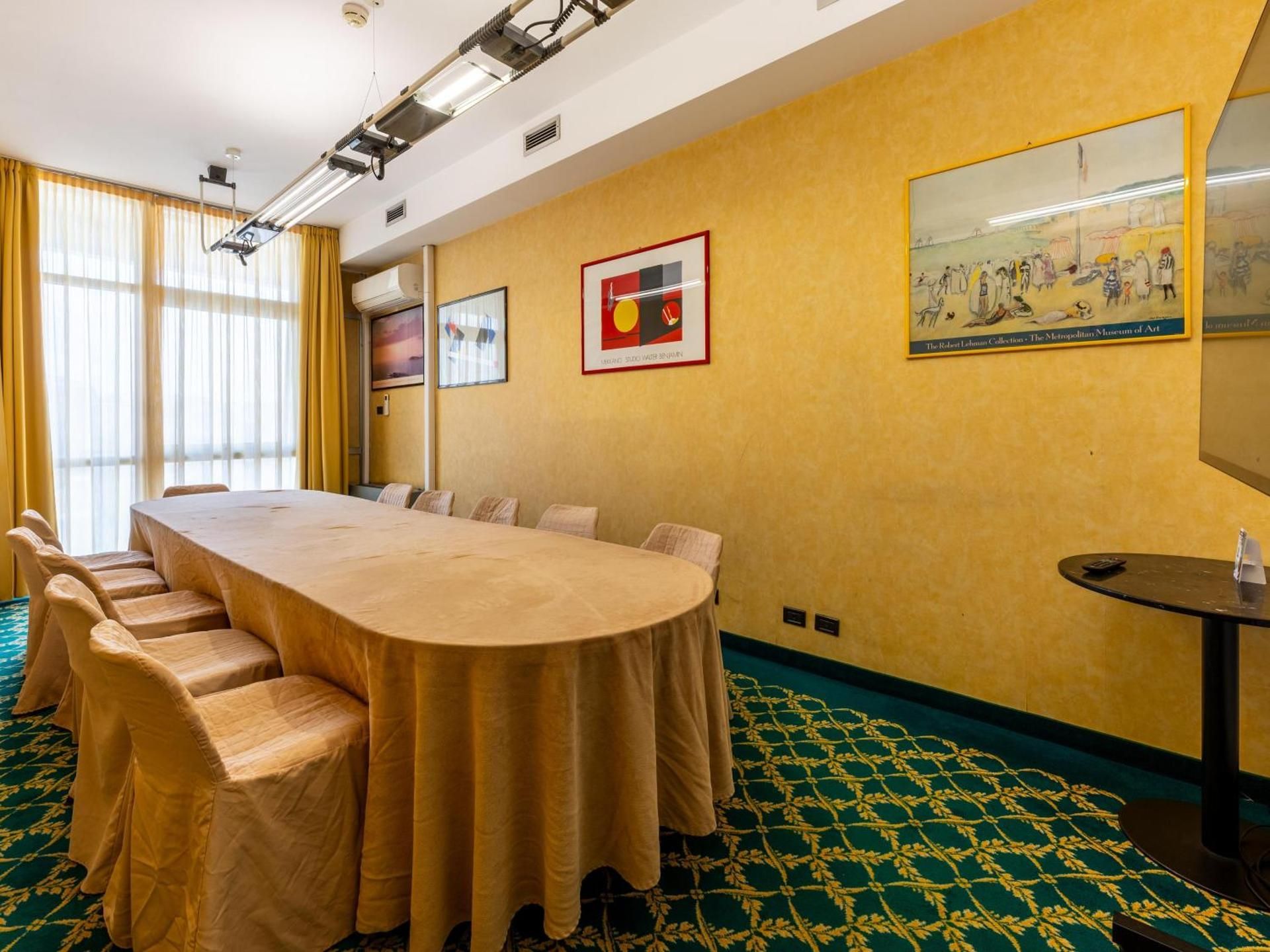 meeting room / ballrooms