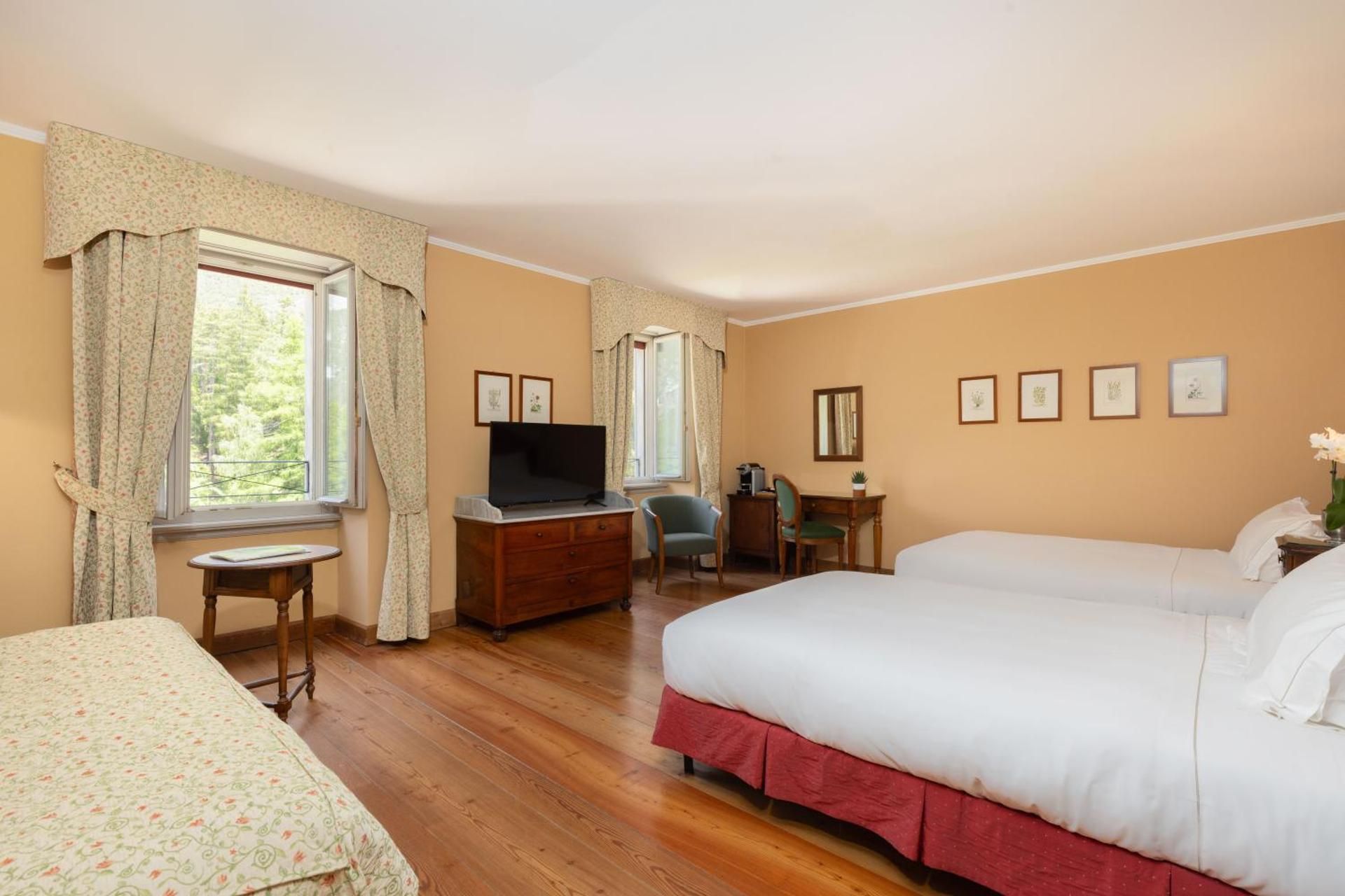 Triple Room with Spa Access