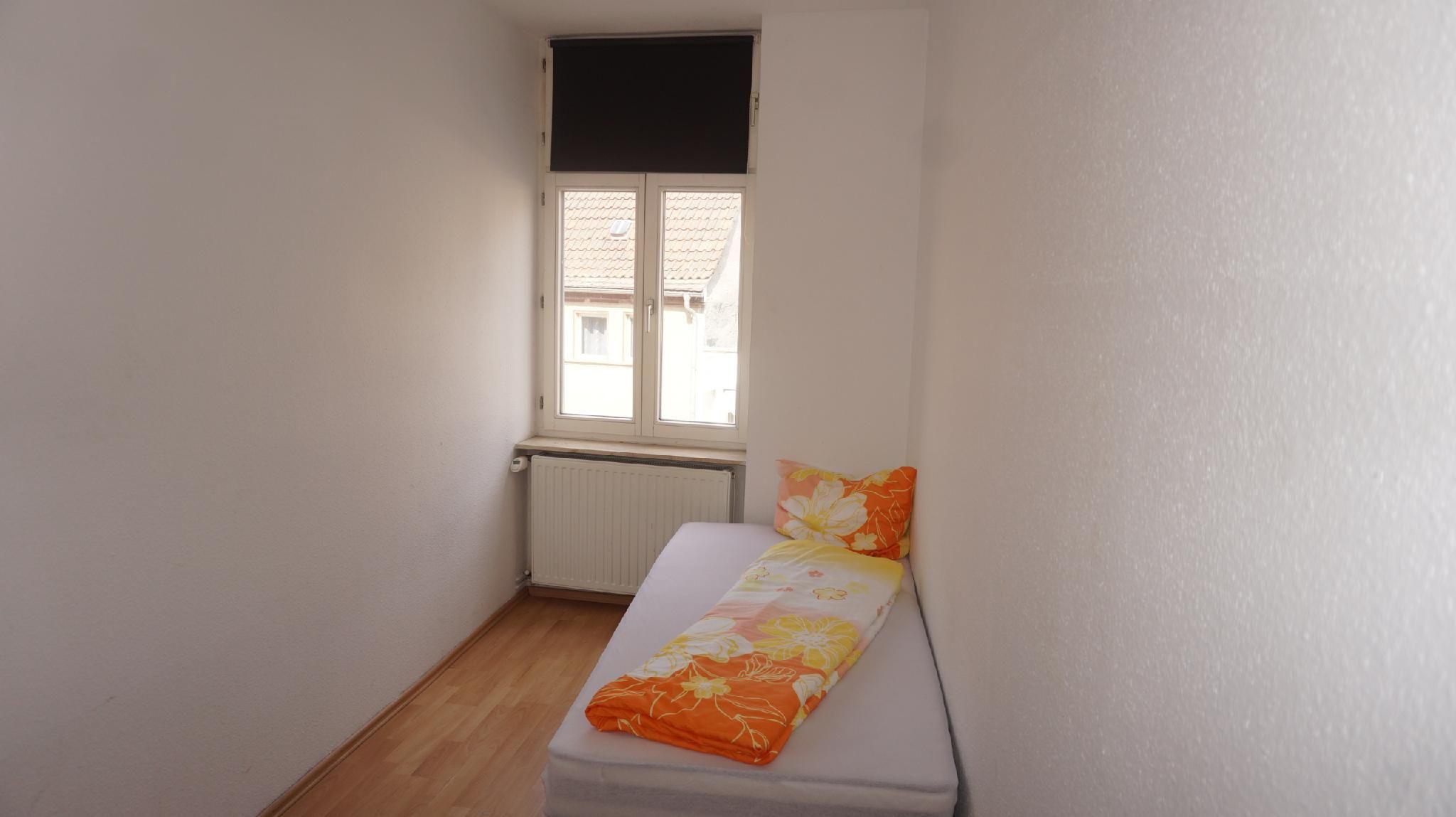 Einzelzimmer-Gemeinsames Badezimmer-Gemeinsame Kueche