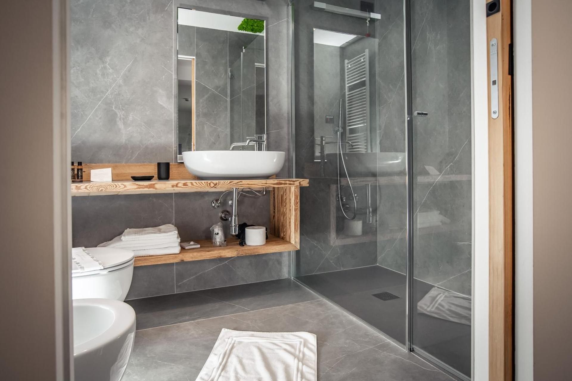 Deluxe Double or Twin Room with Spa 