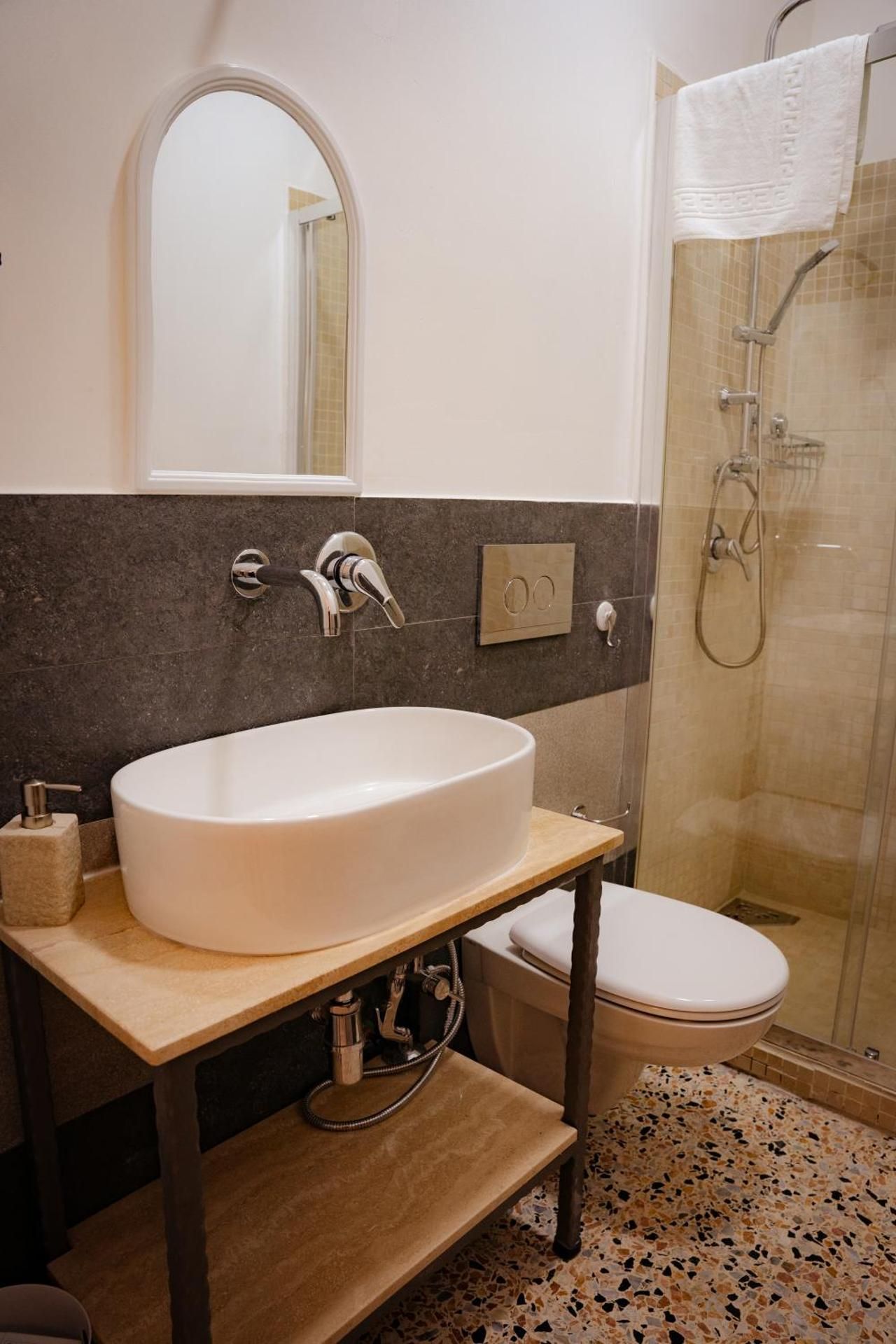 Large Double Room