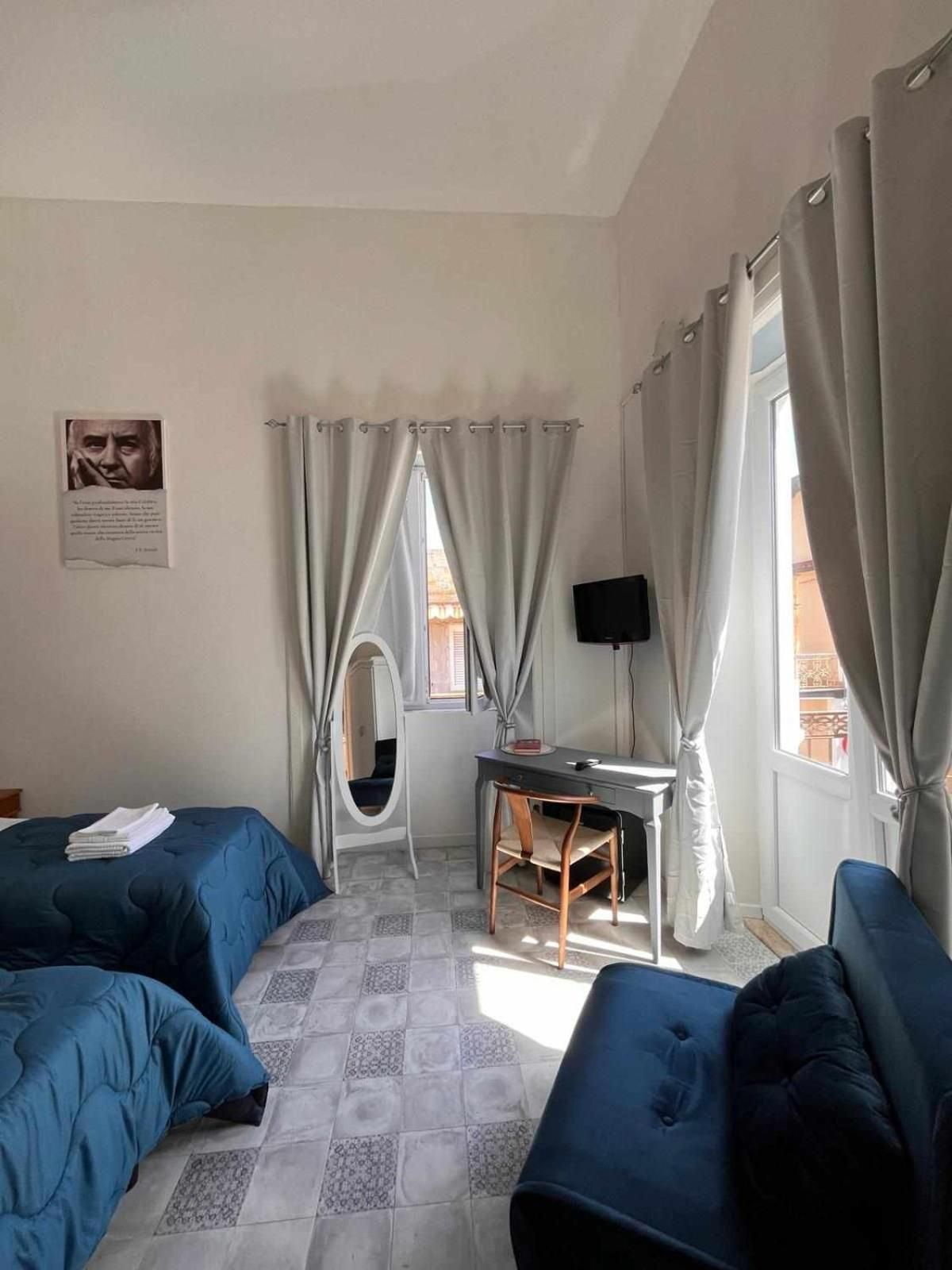 Large Double or Twin Room