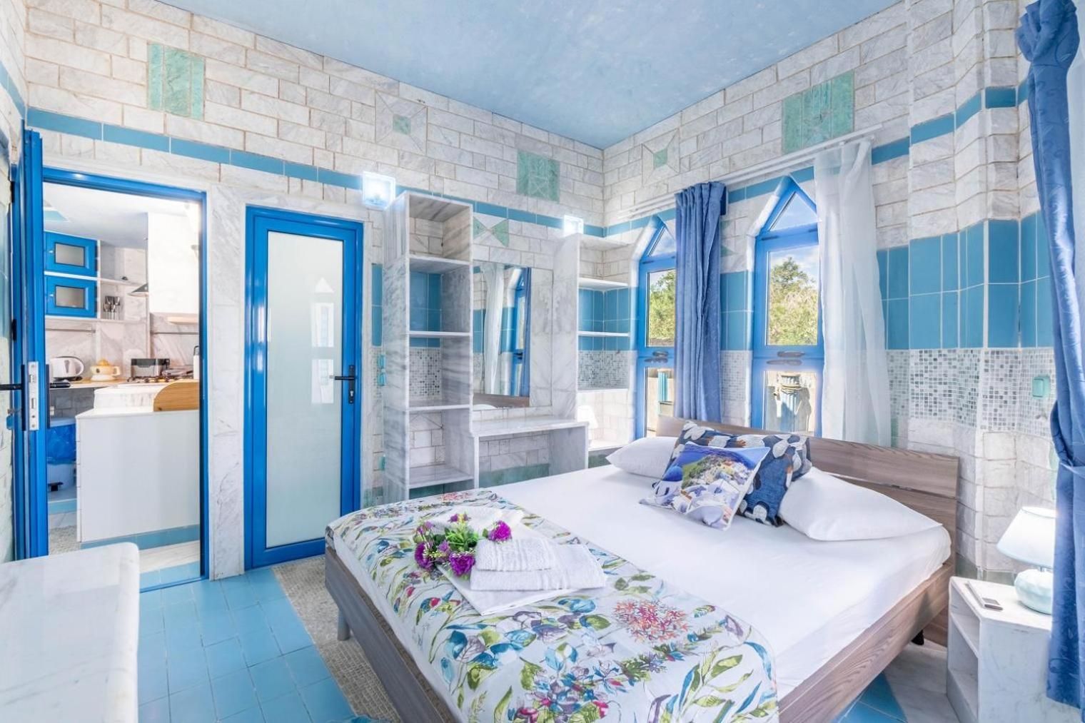 Villa with Sea View