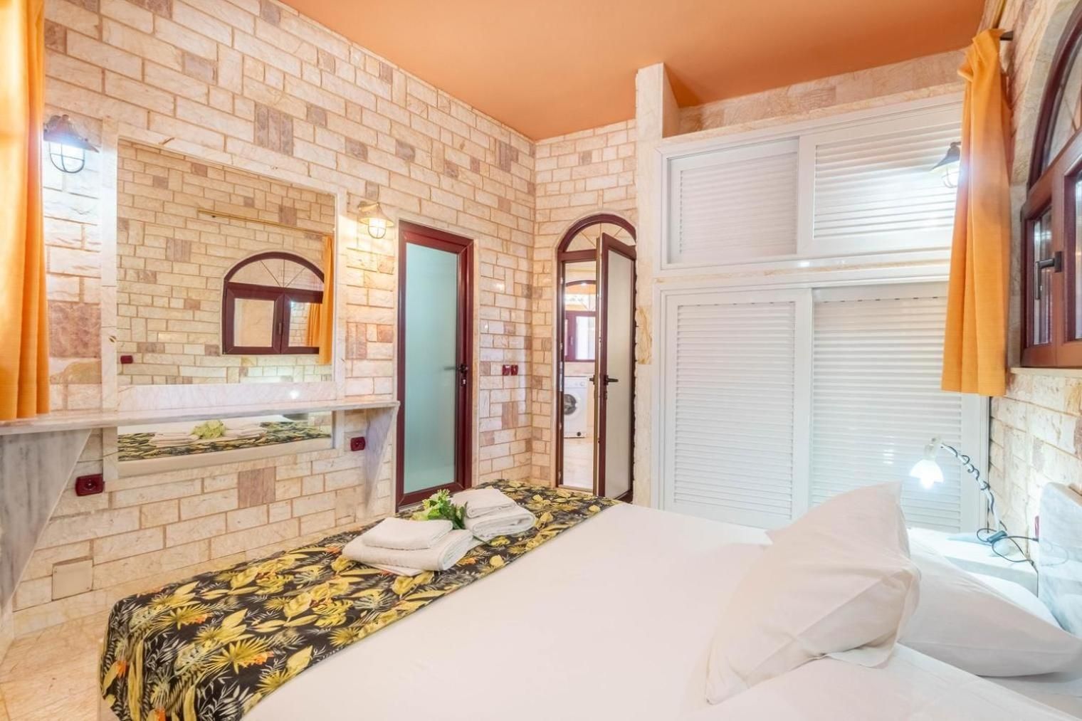 Deluxe Family Suite