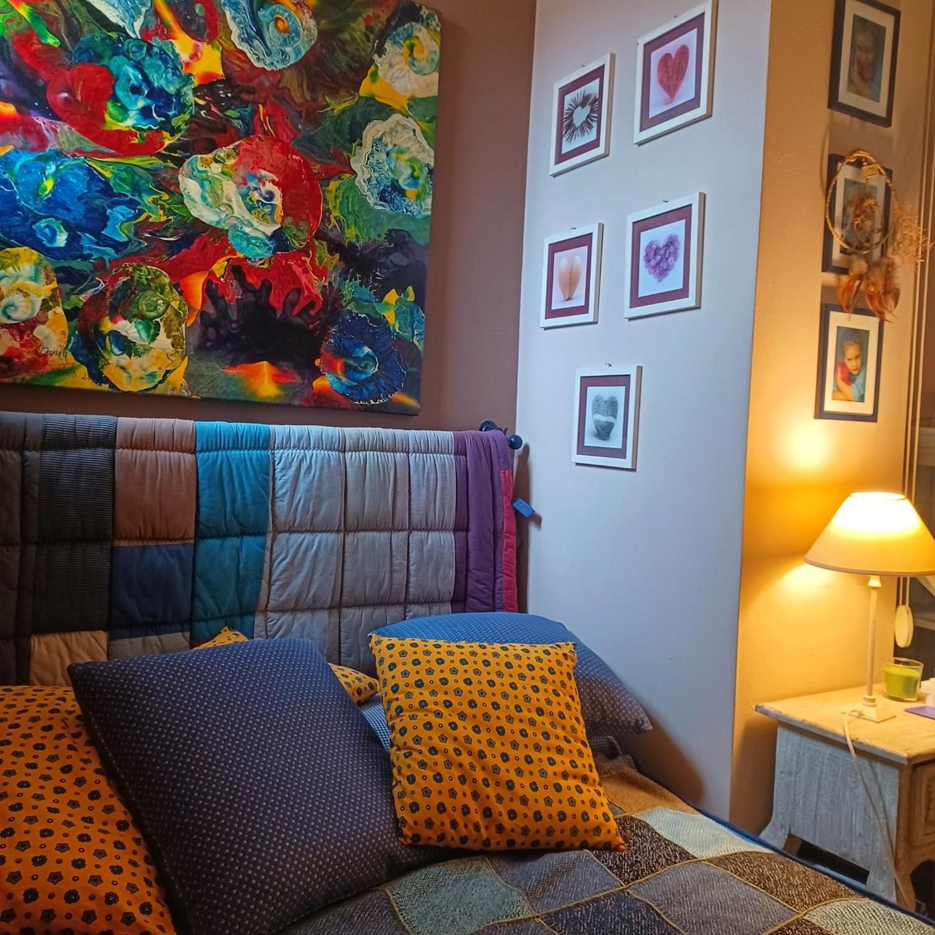 Single Room with Shared Bathroom