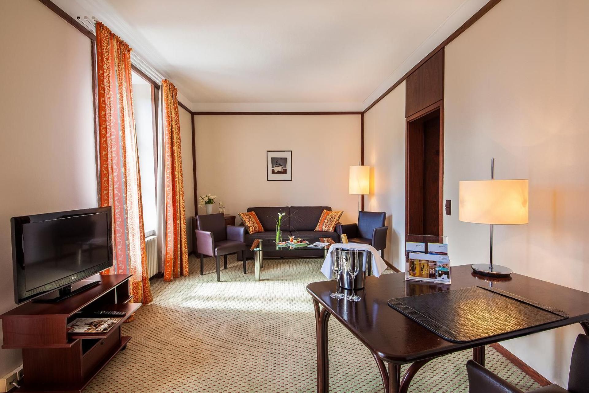 One-Bedroom Suite