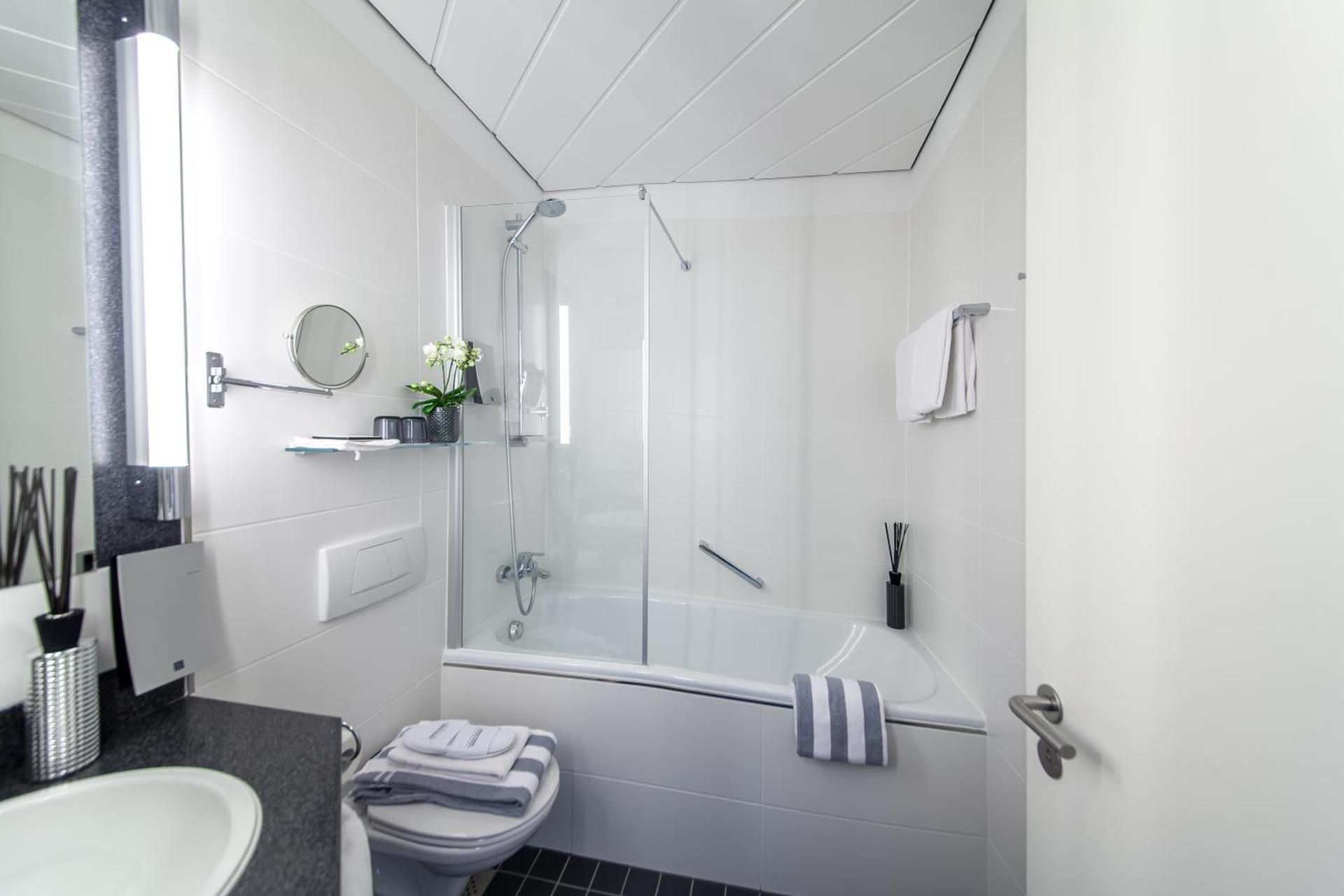 Classic Single Room