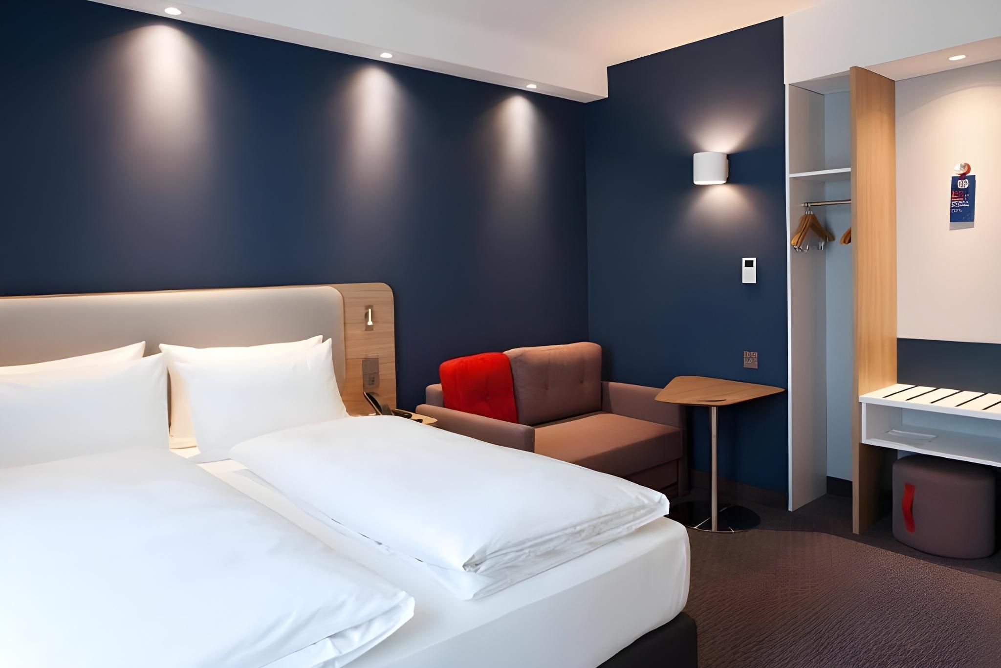 Holiday Inn Express Offenburg By IHG 2 Twin Beds Standard 2
