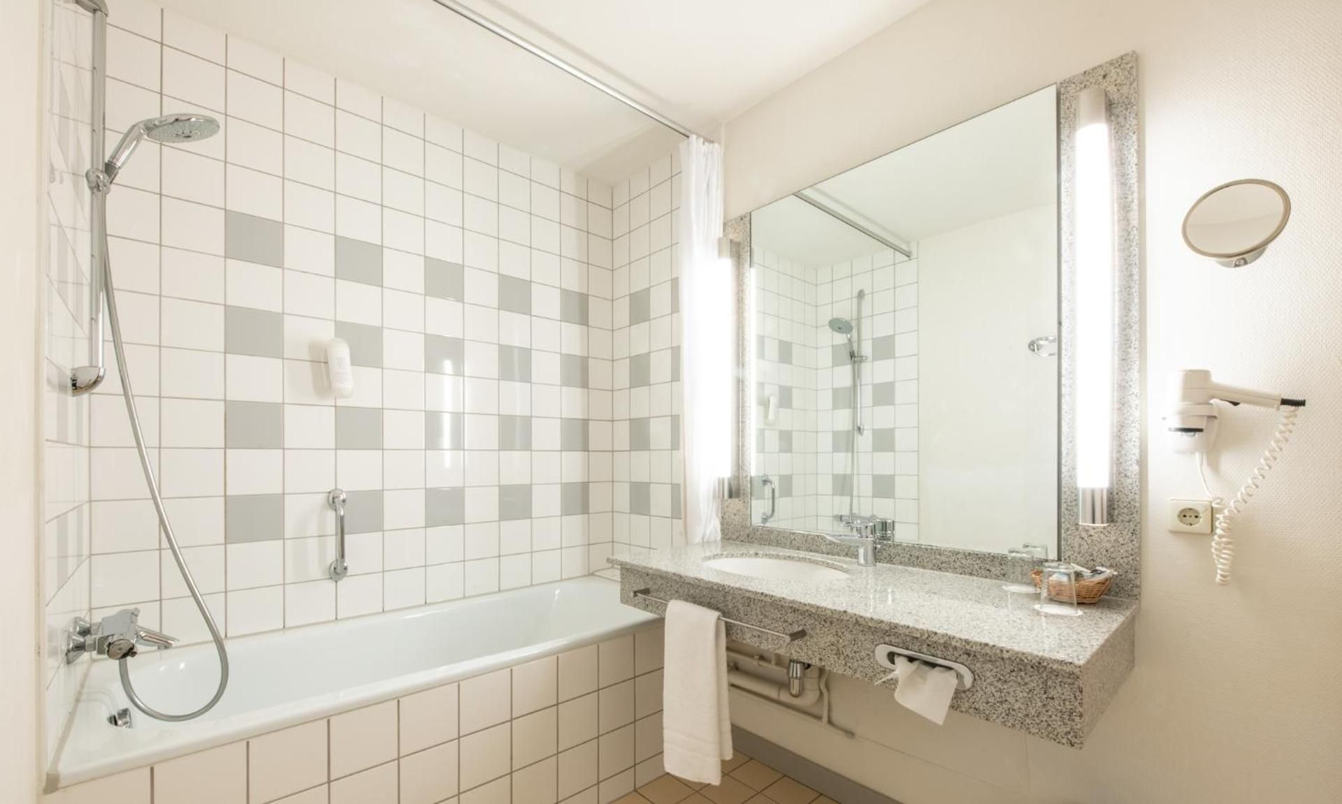 Mercure Hotel Offenburg Am Messeplatz Standard Twin Room 2