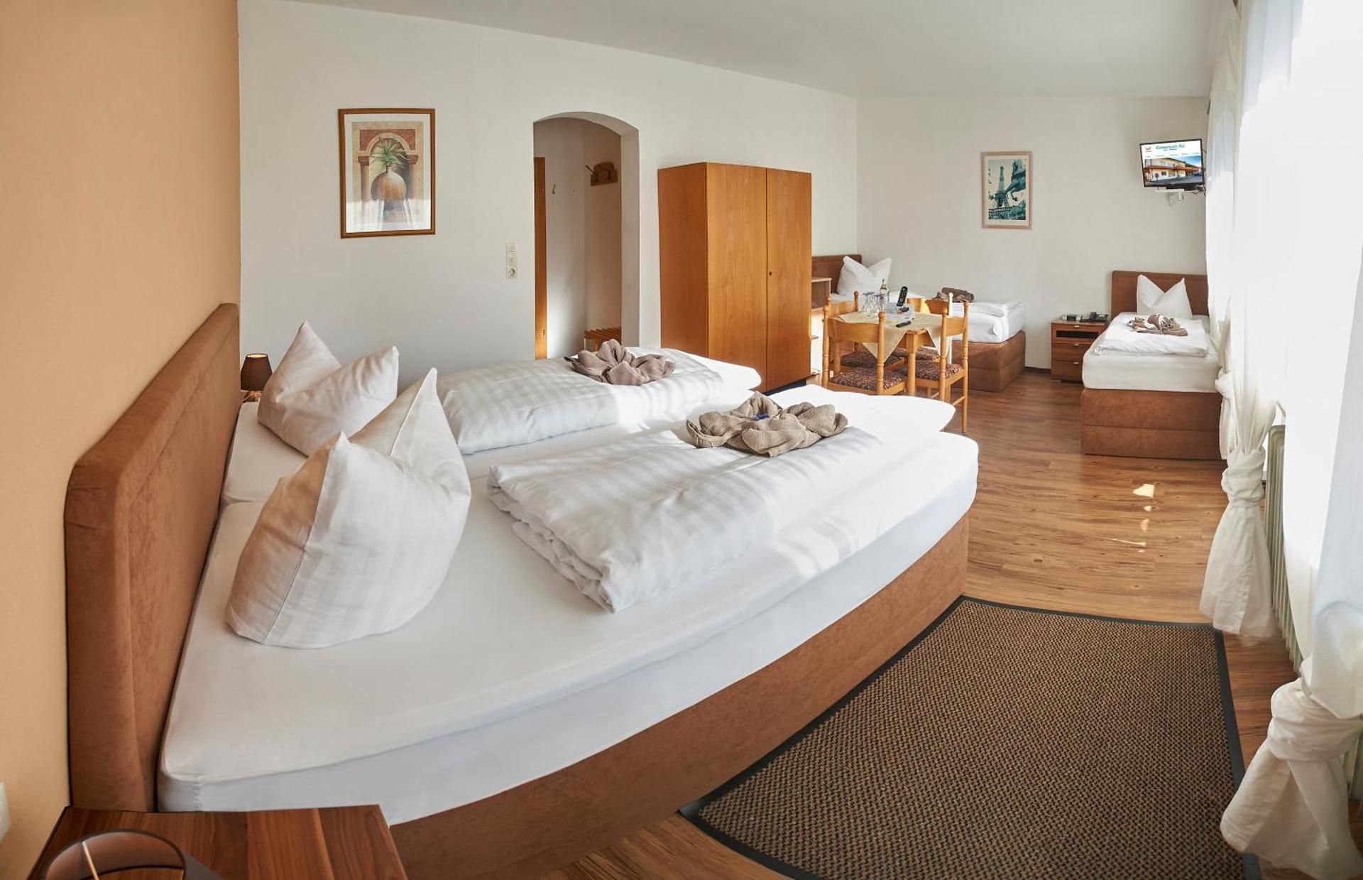 Quadruple Room with Bathroom