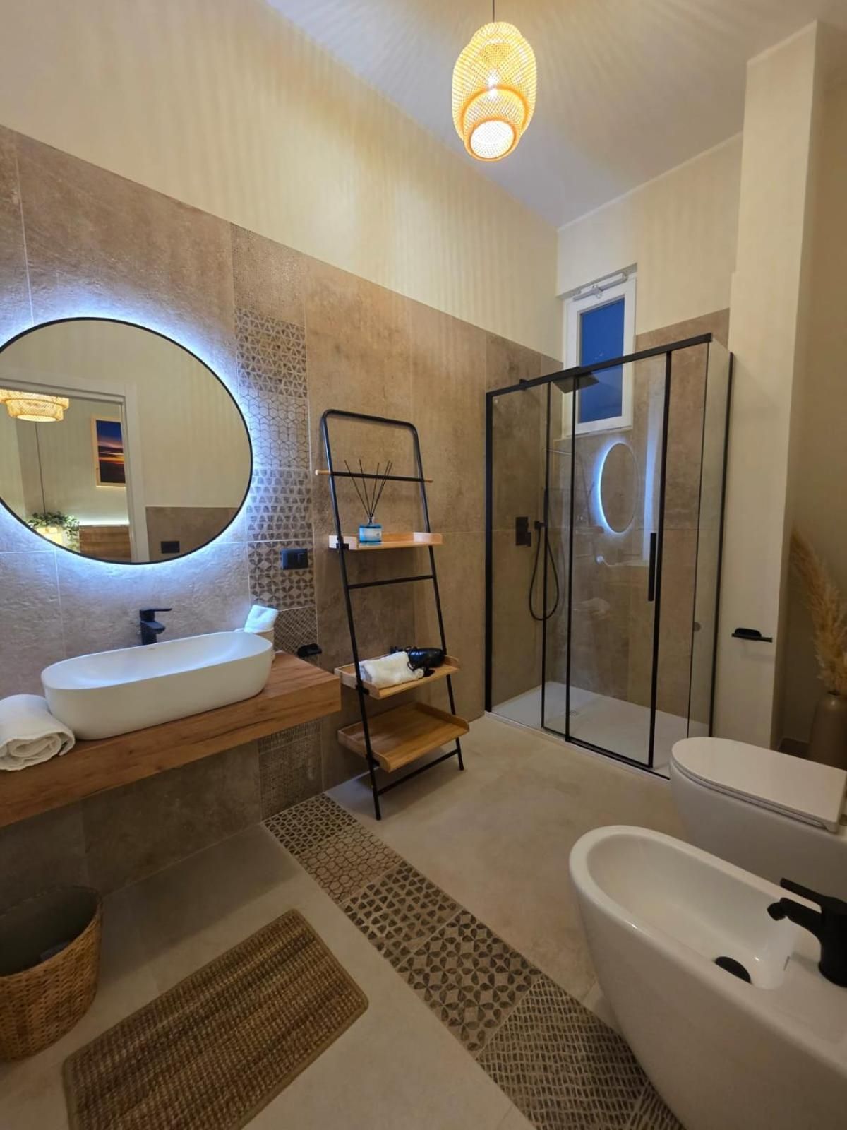 MARESIA Rooms