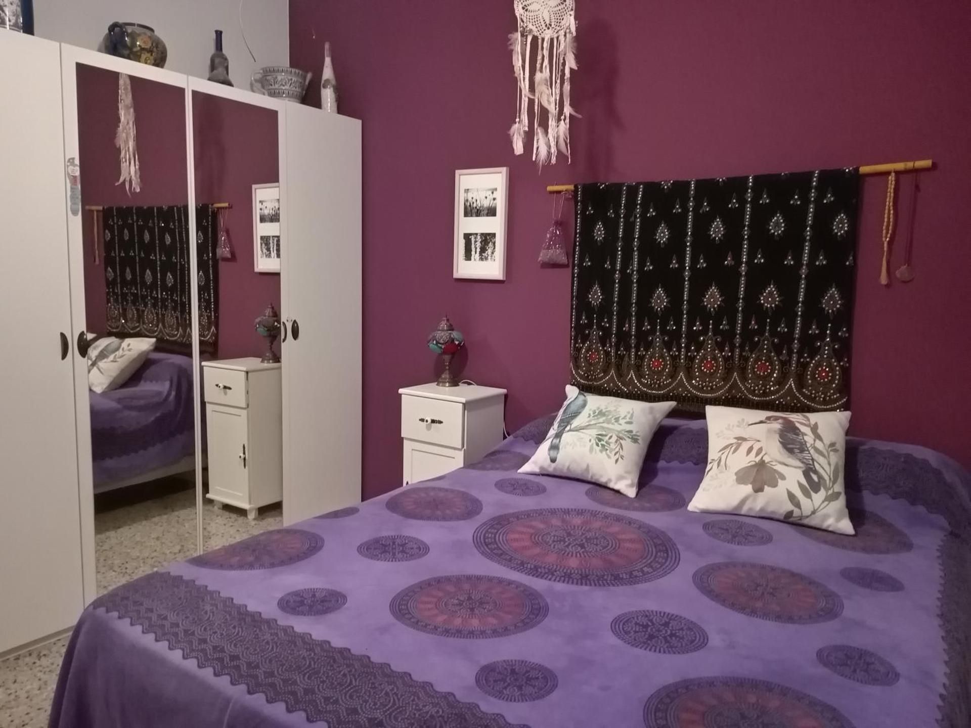 Standard Double Room with Shared Bathroom